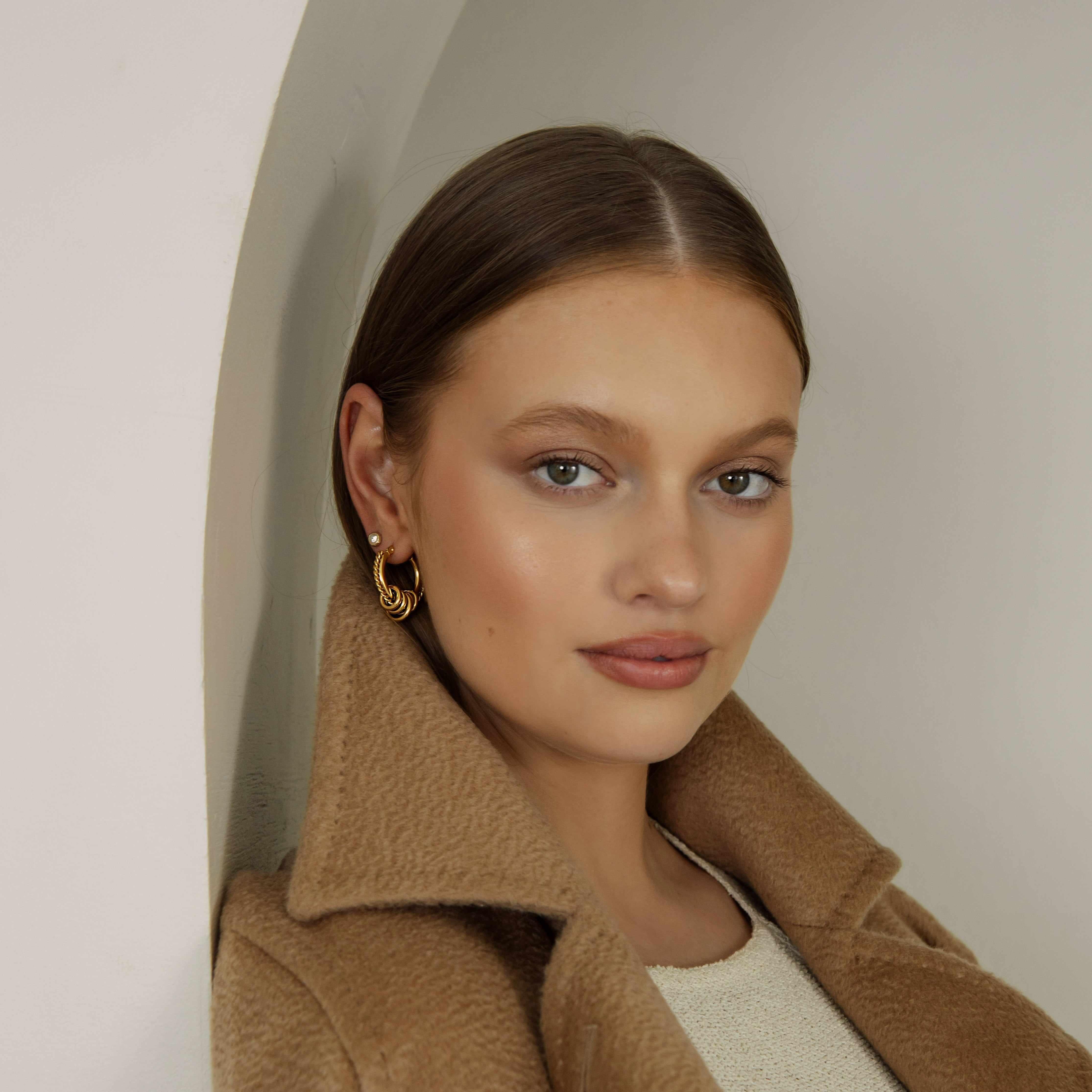 Gold Aurum Textured Hoop disc Earrings - Jewellery | Mezi | MEZI
