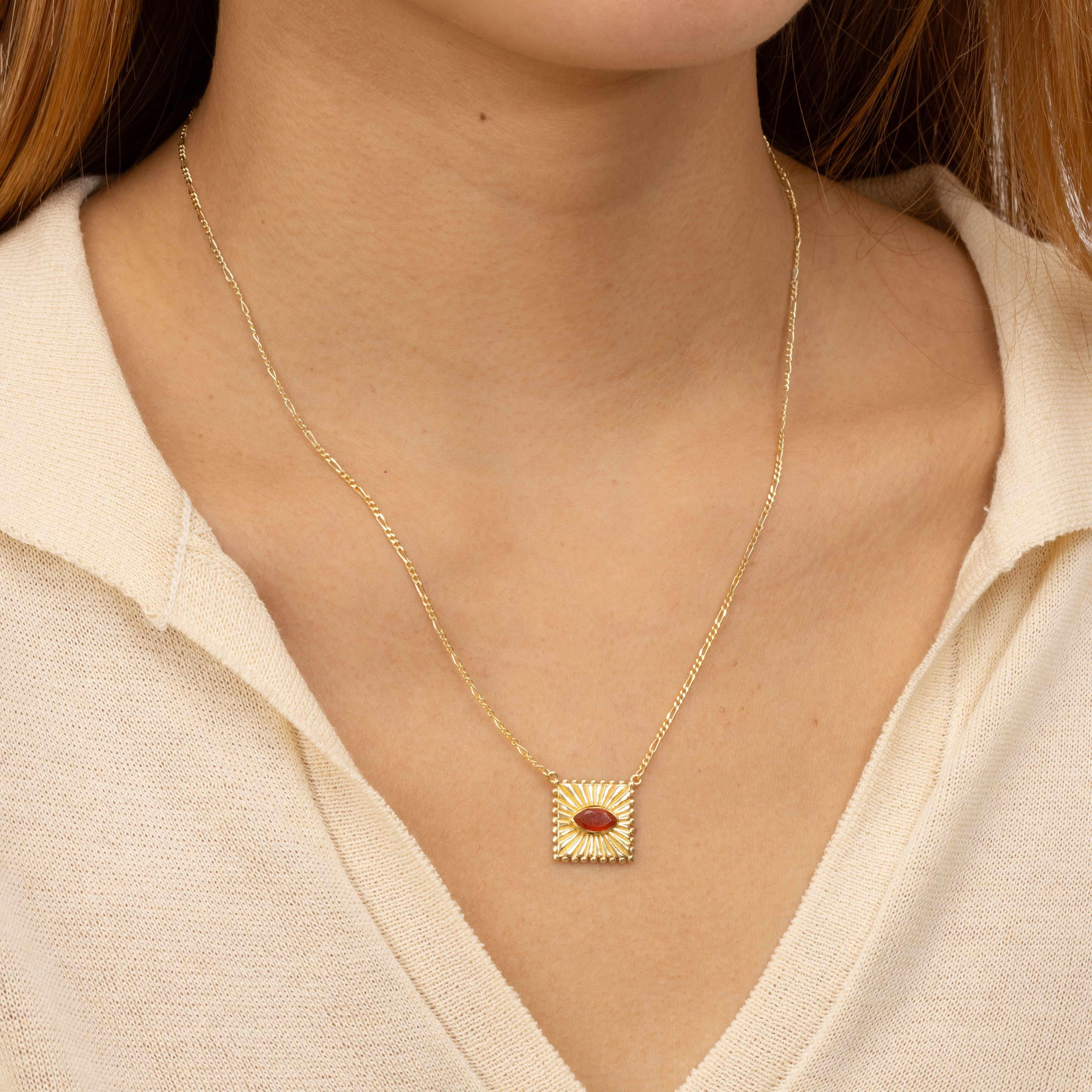 Nilda precious stone pendant | MEZI