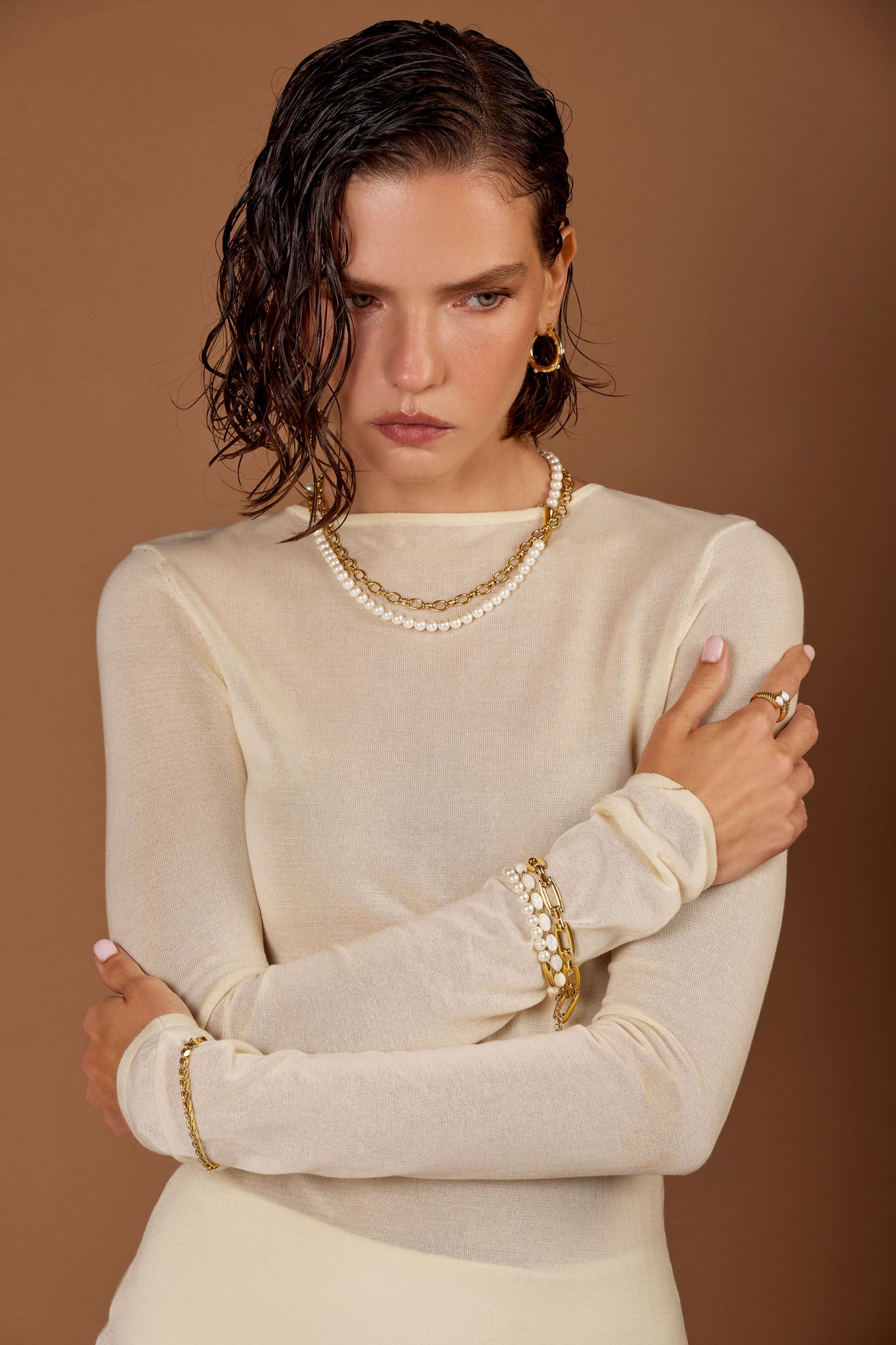 Amira gold bracelet | waterproof