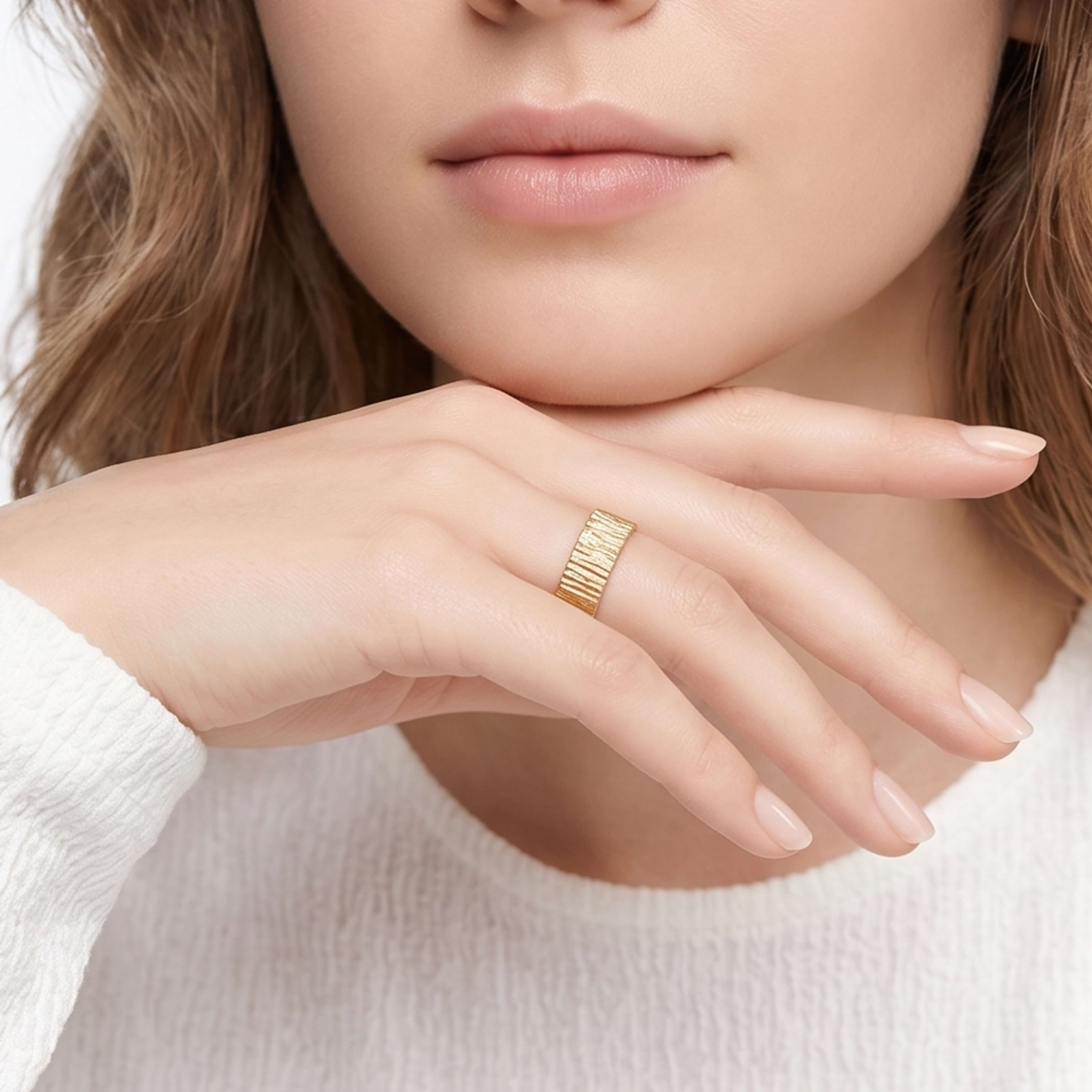 Sora thick gold ring