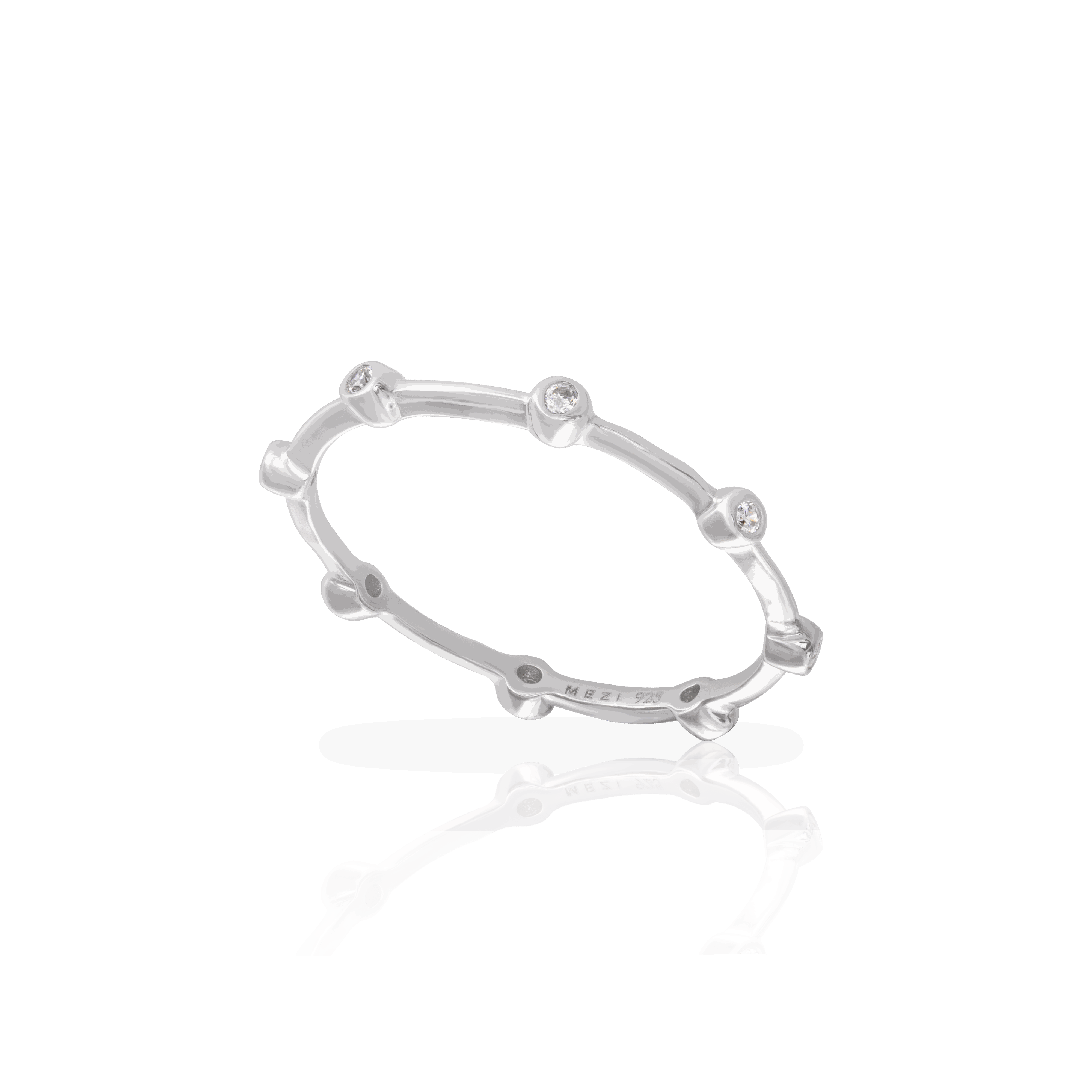 Tien cubic zirconia ring