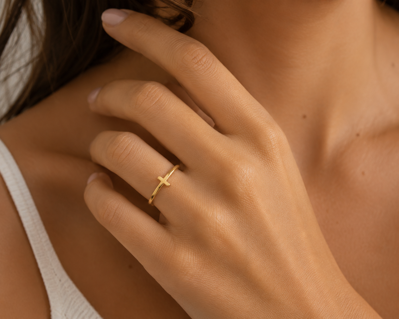 Divina Cross Ring
