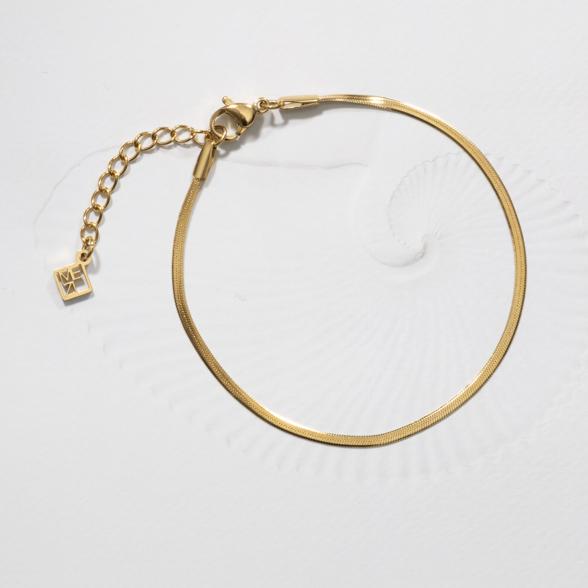 MEZI_Bracelet_025c61e8-a1d9-45fa-a81a-d2b0fdcdec3e-MEZI-JEWELLERY