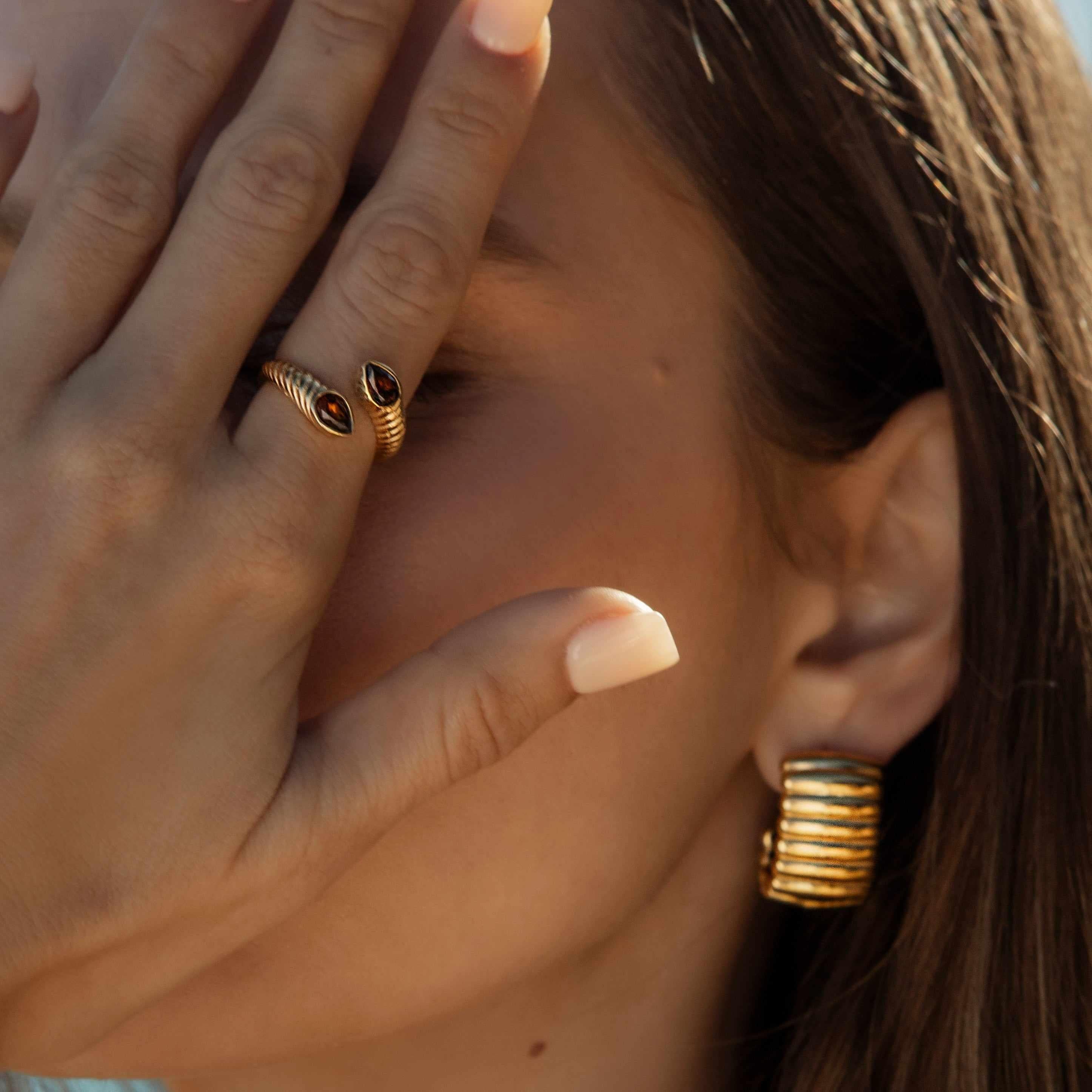 Vista ridge textured hoop earrings - waterproof
