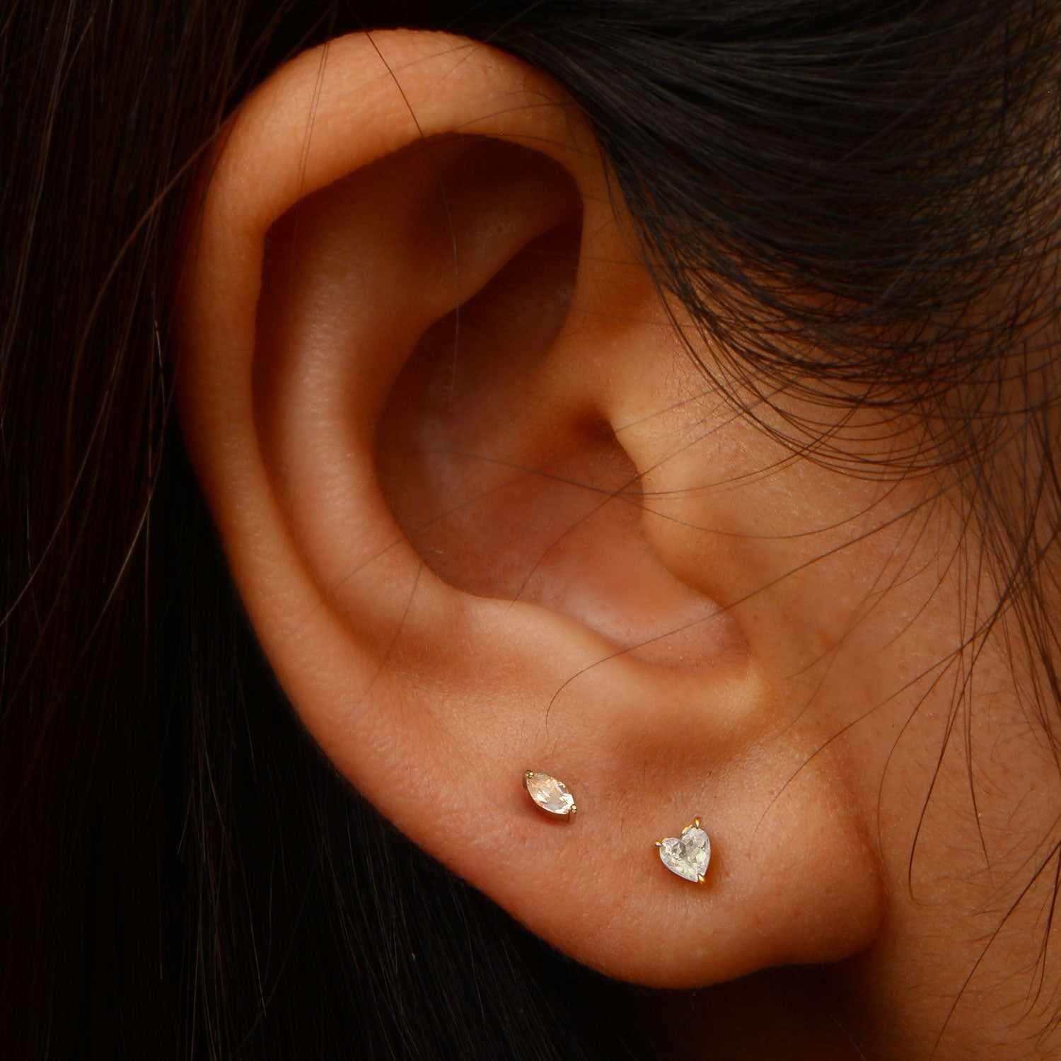 Seville Moissanite Heart Labret – 14K Gold Flat Back Earring | MEZI | MEZI