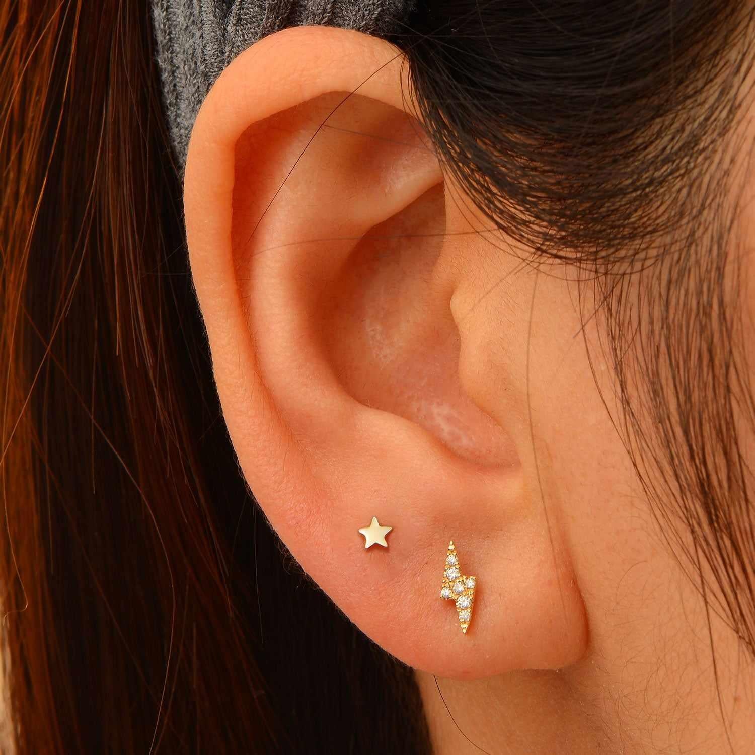 Athens Star Labret – 14K Solid Gold Flat Back Earring | MEZI | MEZI