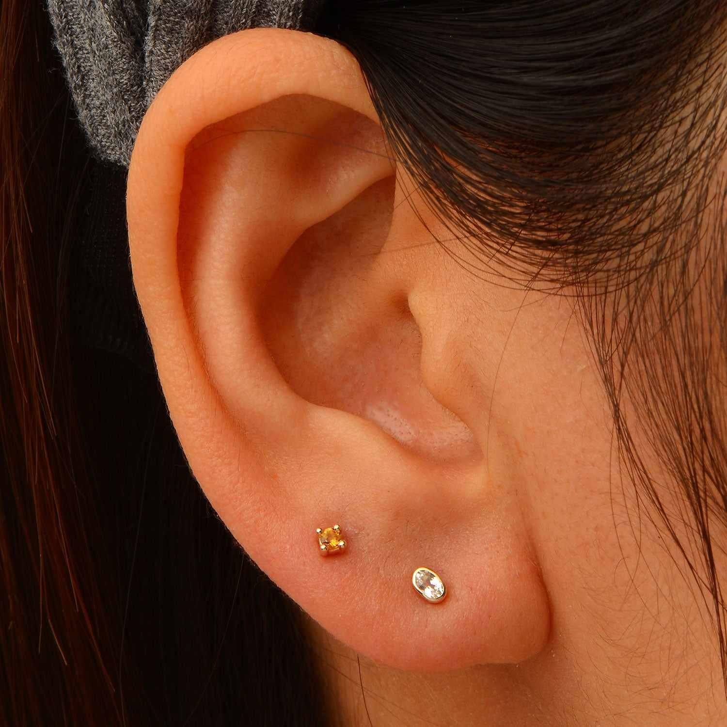 Budapest Oval 14k Gold Labret Earring