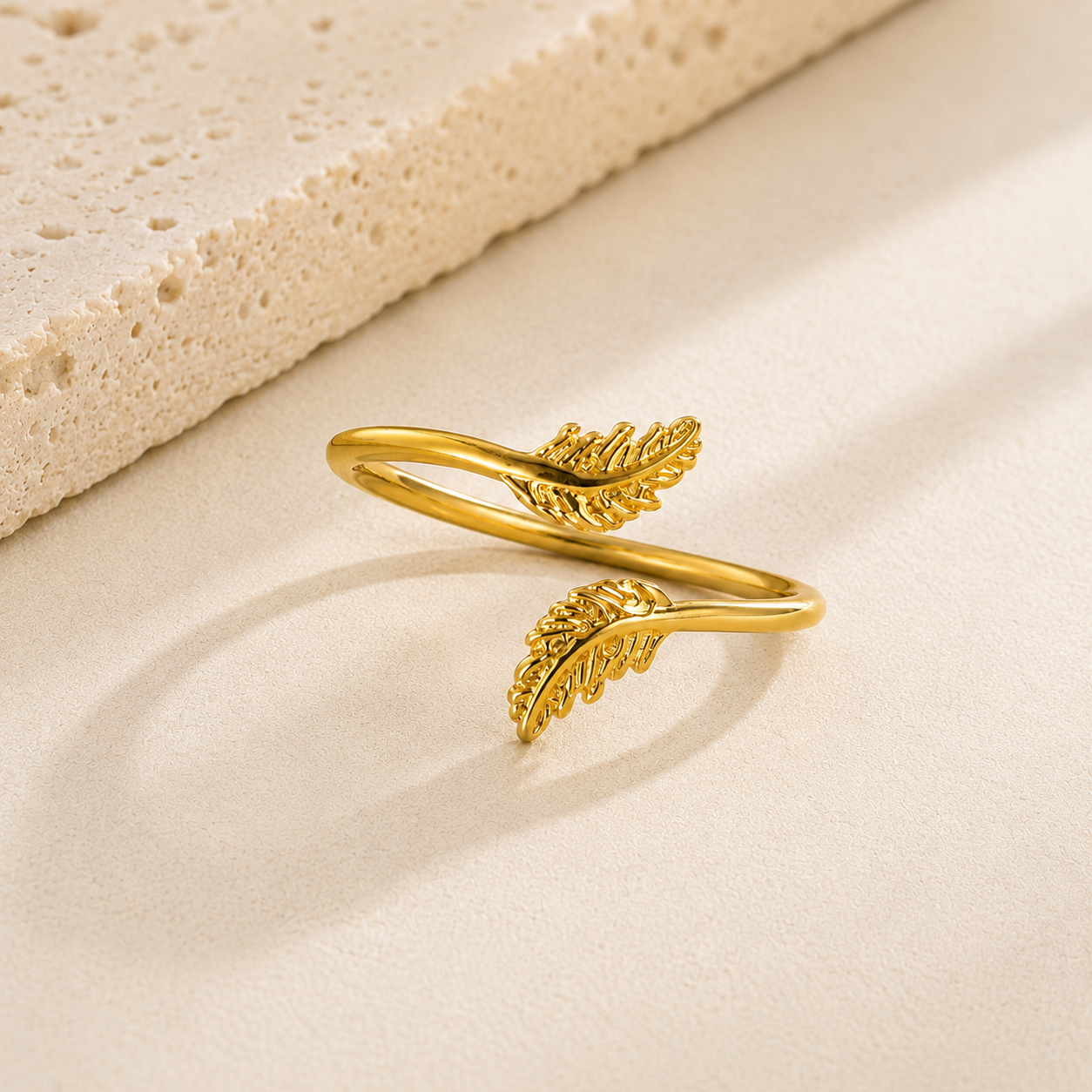 Sami leaf 2 micron gold ring