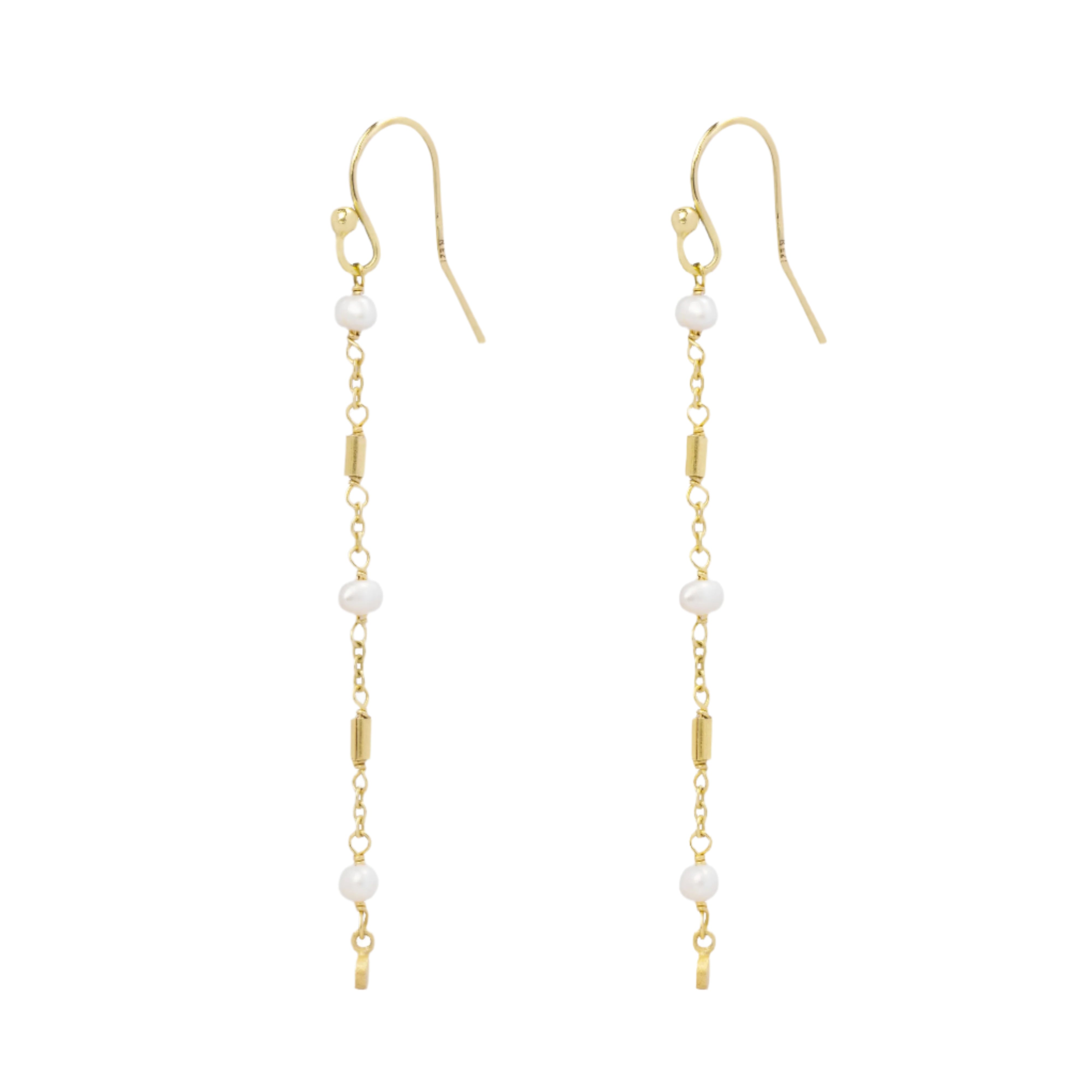 Perla freshwater pearl earrings