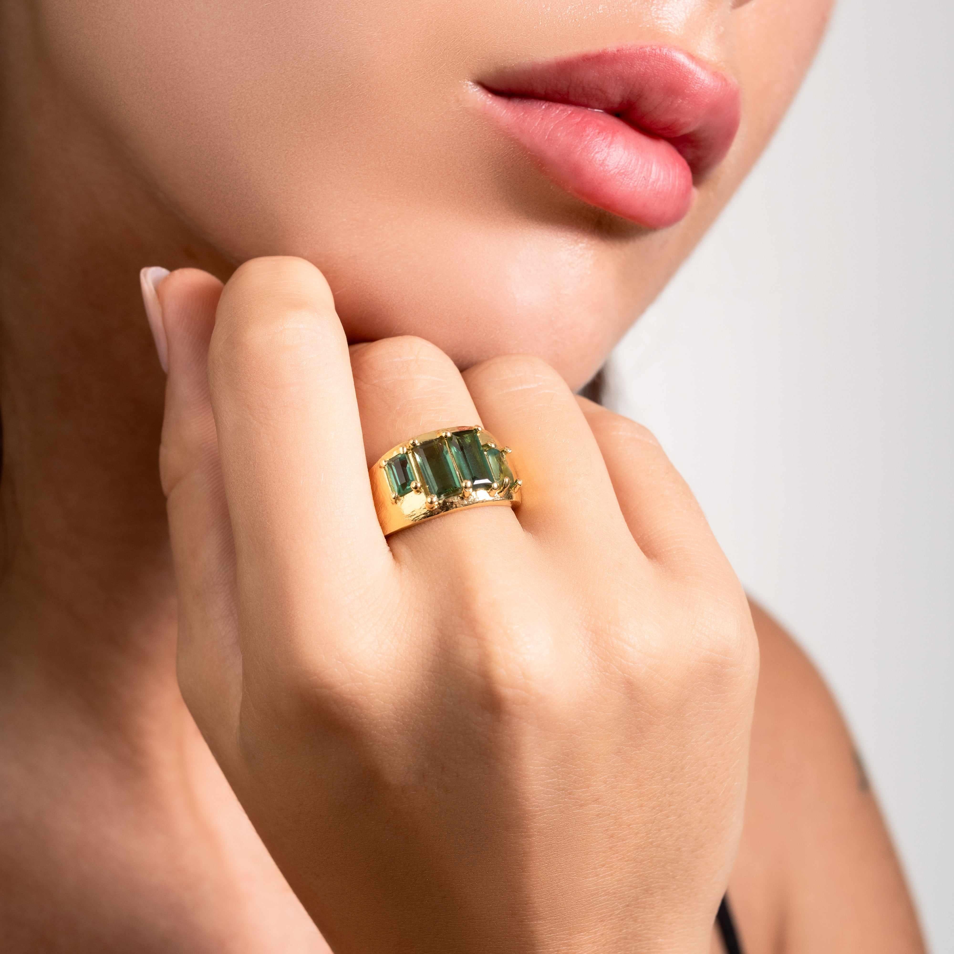 Gold Sirine precious stone ring - Jewellery | Mezi | MEZI