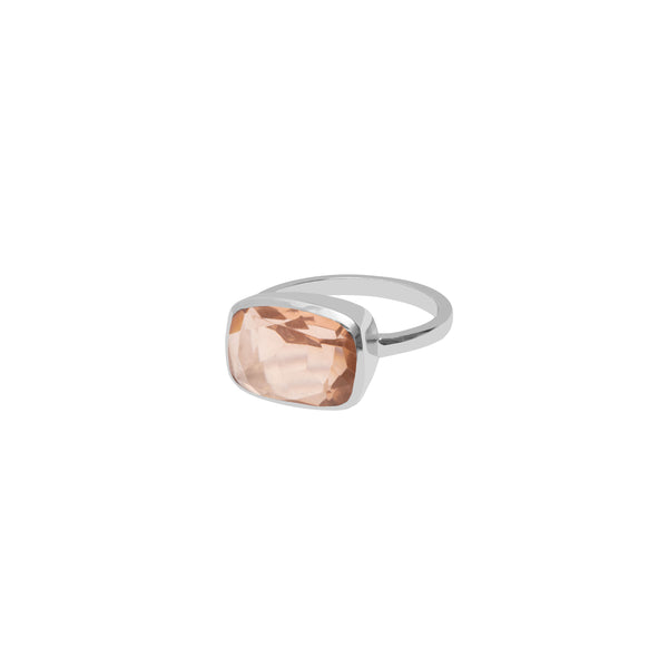 Valent semi-precious stone ring