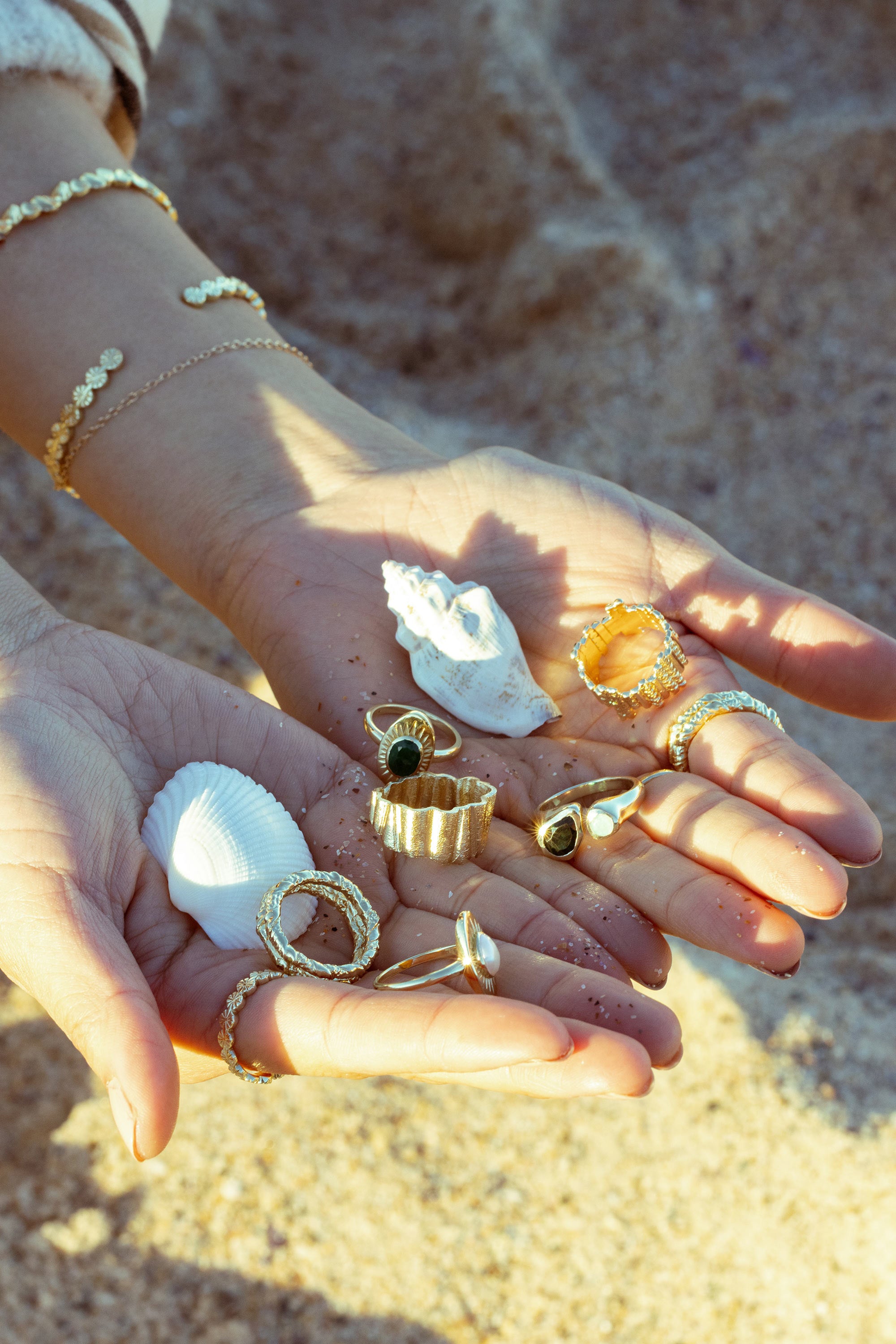 rings-gene-sizewebsite_98b0ff9d-7da4-43e1-8ef0-06180eb80e5b-MEZI-JEWELLERY