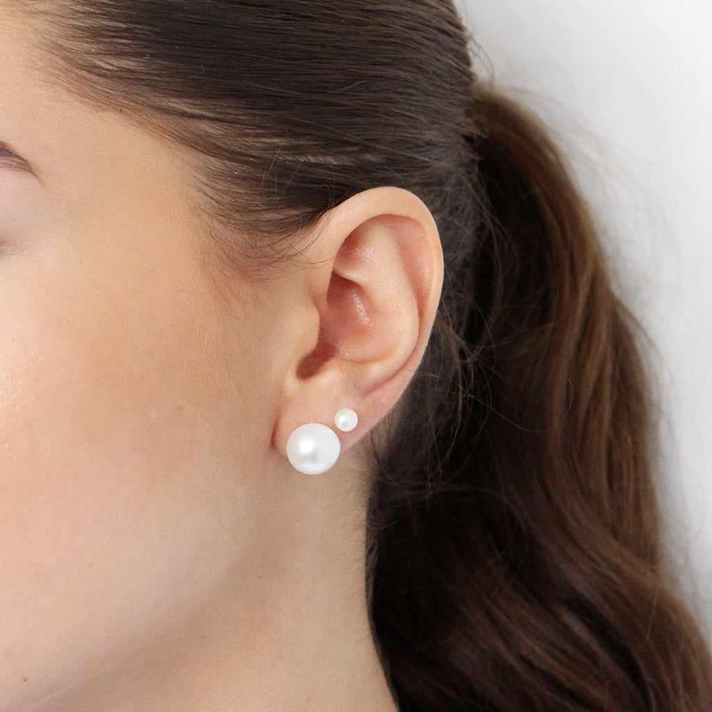 Freshwater pearl sterling silver studs | MEZI