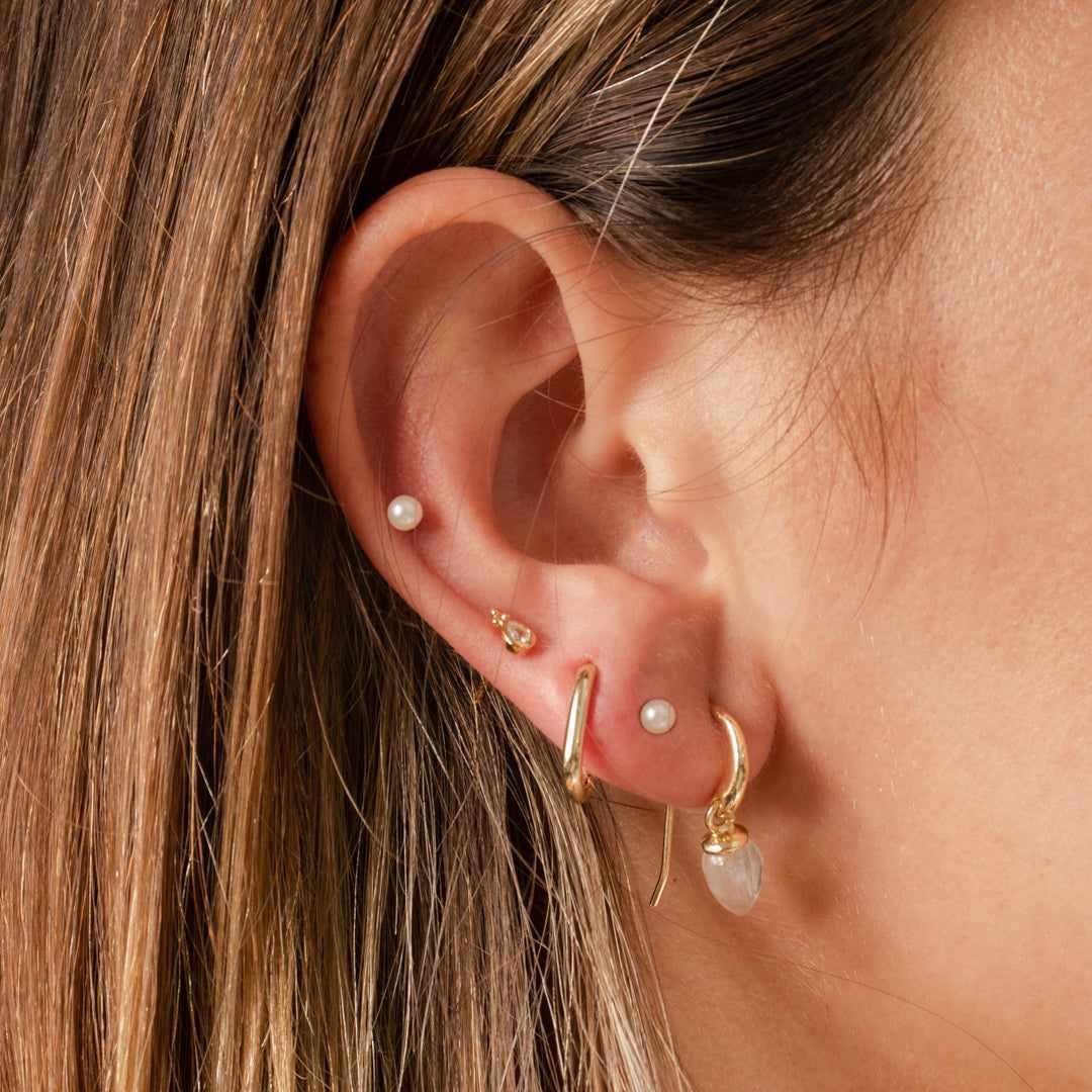 Alna gold plated studs | MEZI