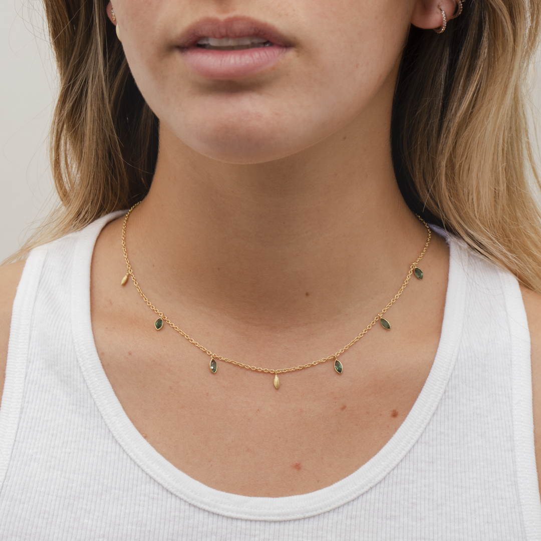 Louna semi precious necklace