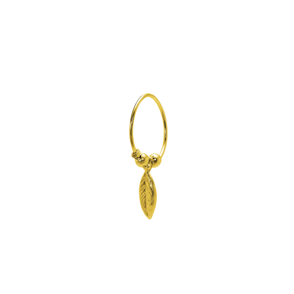 Cyrus leaf charm sleeper earring | MEZI