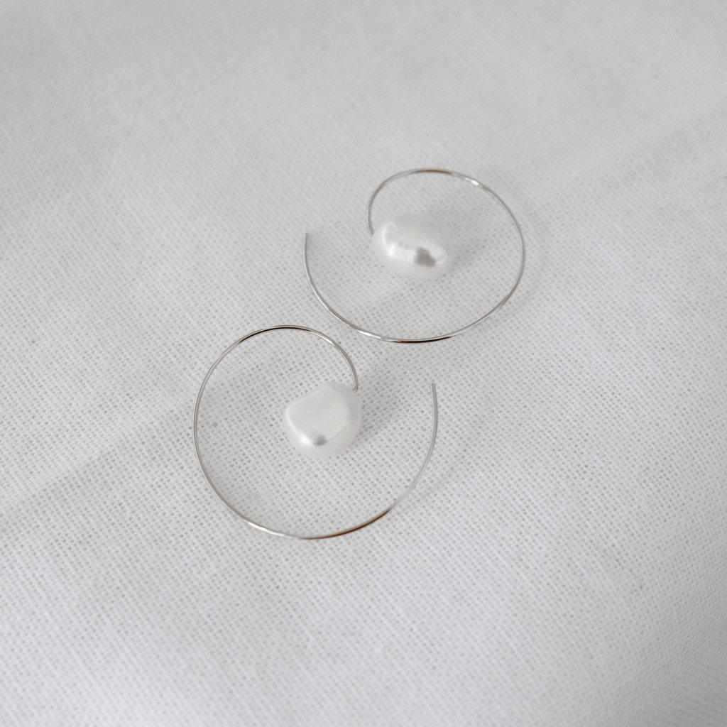 Virginia fresh water pearl hook earrings