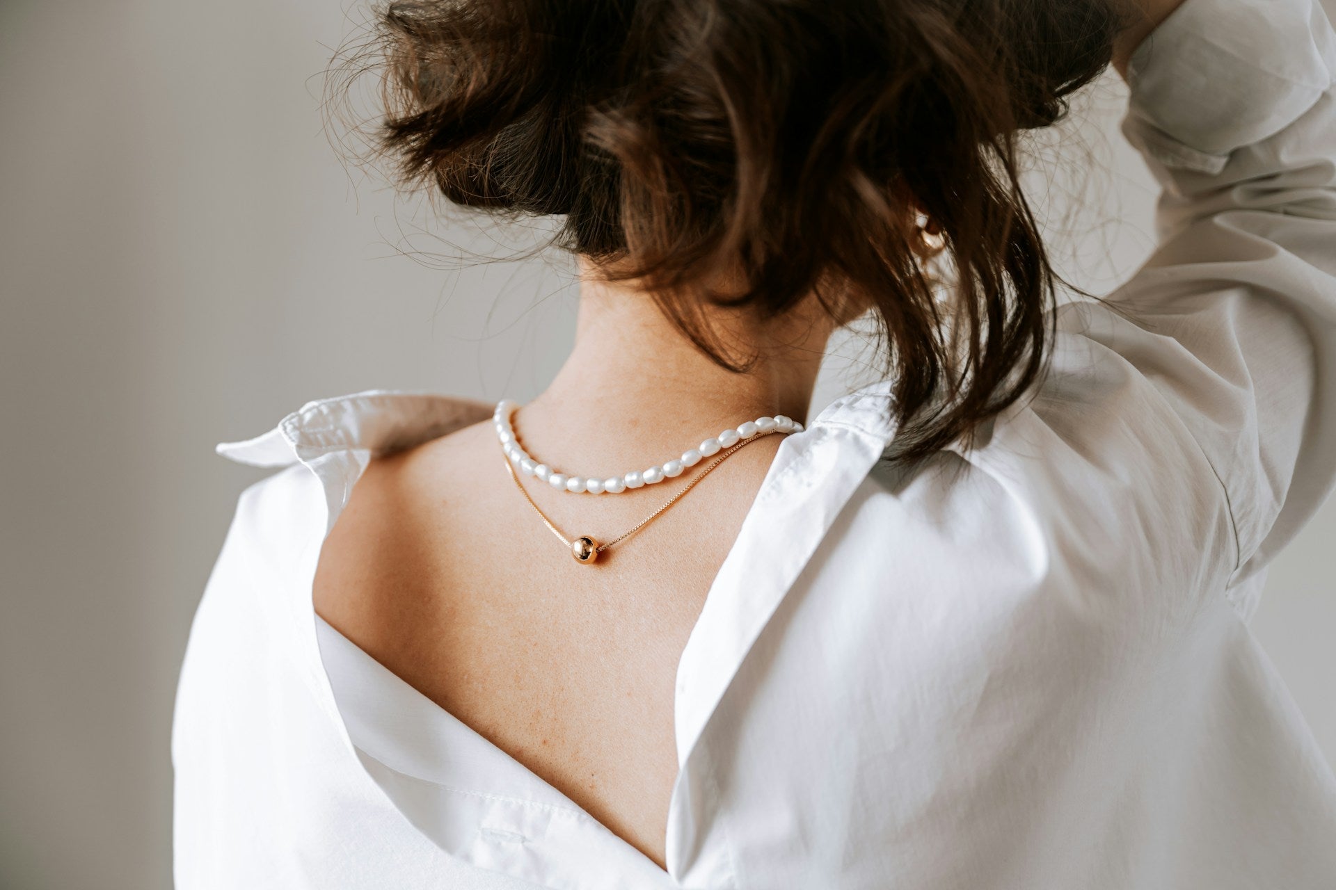 beach pearl necklace