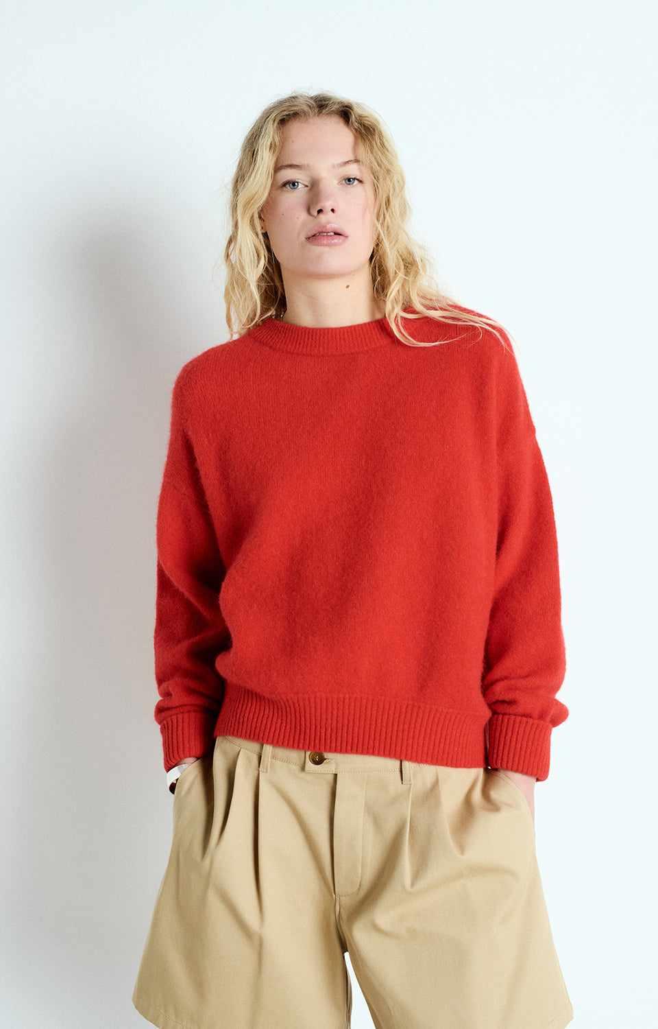 Front view of American Vintage oversized jumper G-VITO18E in red, soft alpaca-wool blend, boat neckline, available at MEZI Australia.