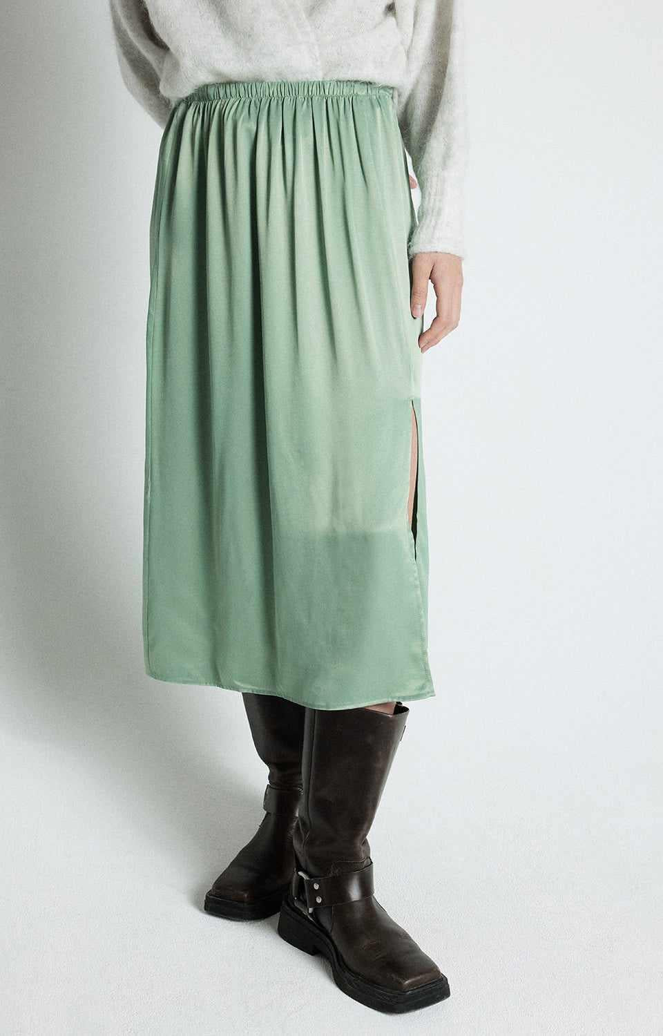 American Vintage sage maxi skirt in soft viscose, flowing long skirt available at MEZI Australia.
