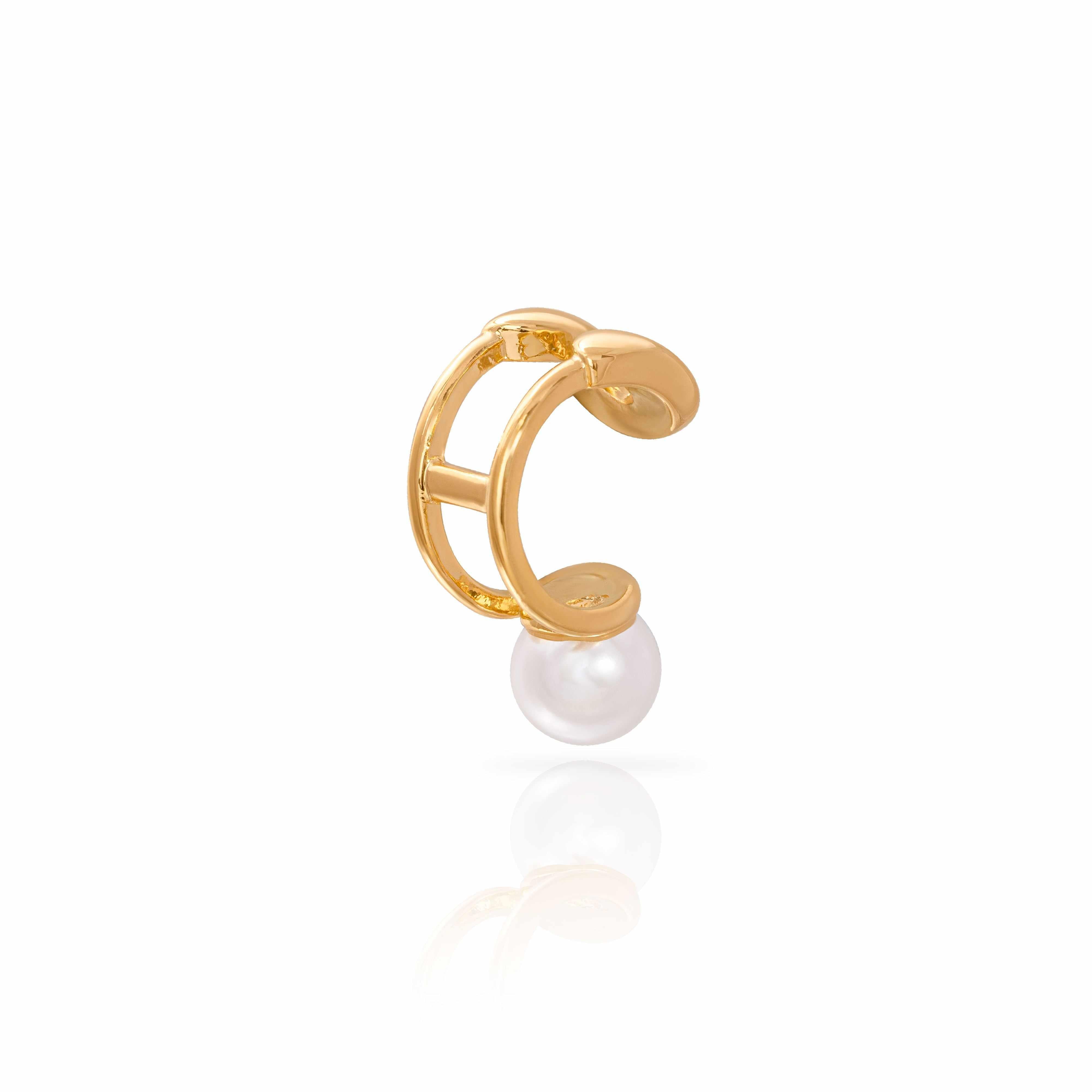 Lea pearl cuff earring