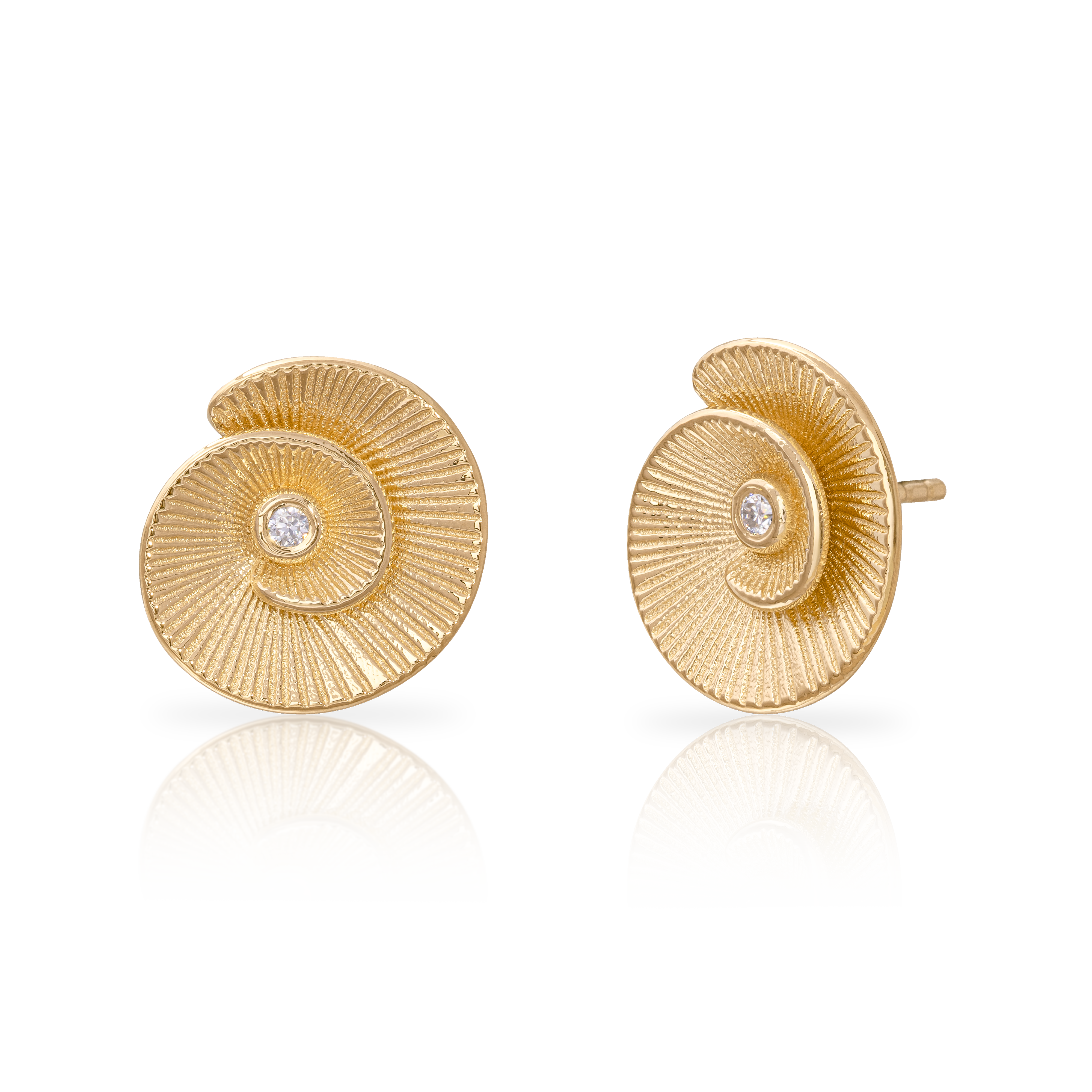 Seashell moissanite stud earrings