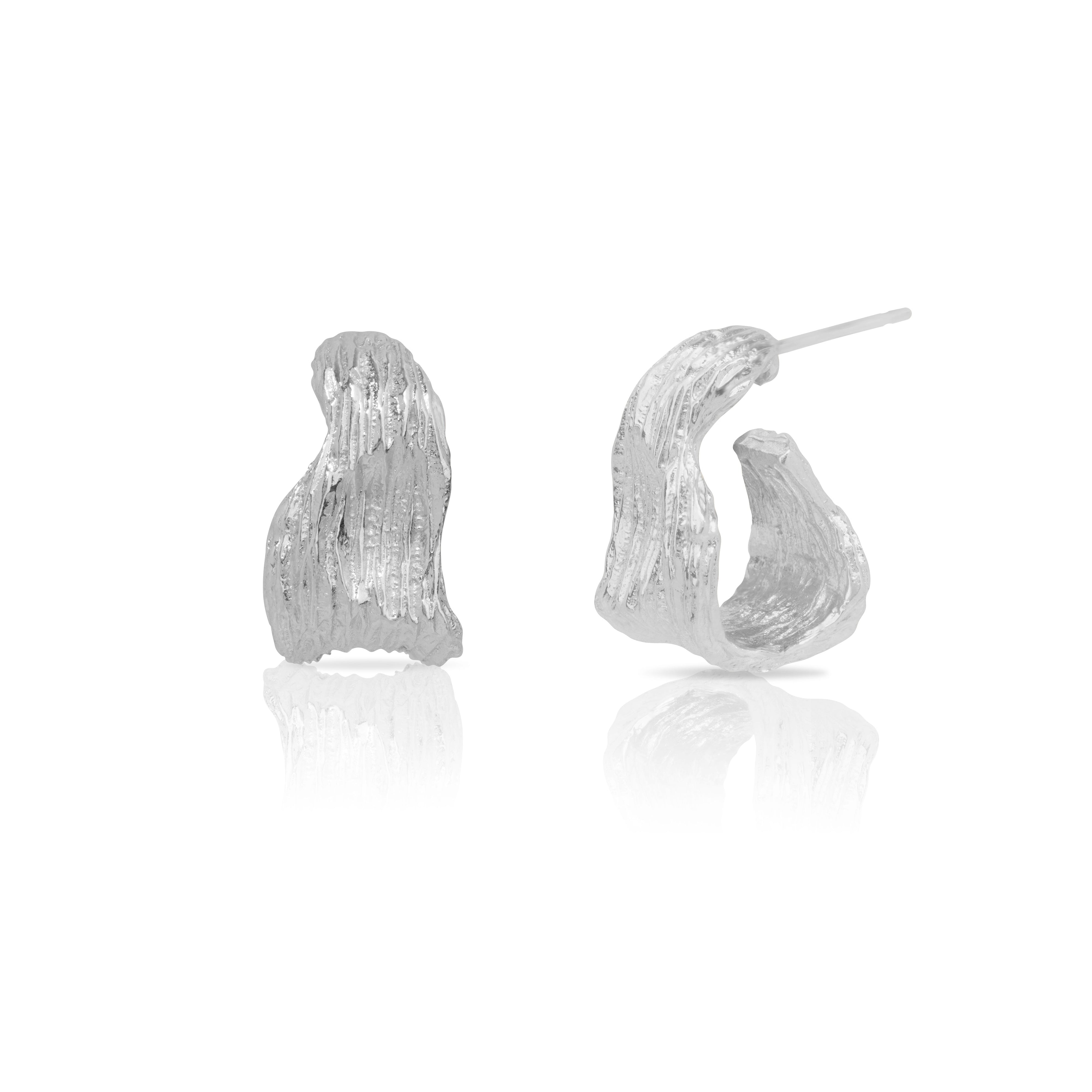 Gold Mira Textured Hoop Earrings - Jewellery | Mezi   | MEZI