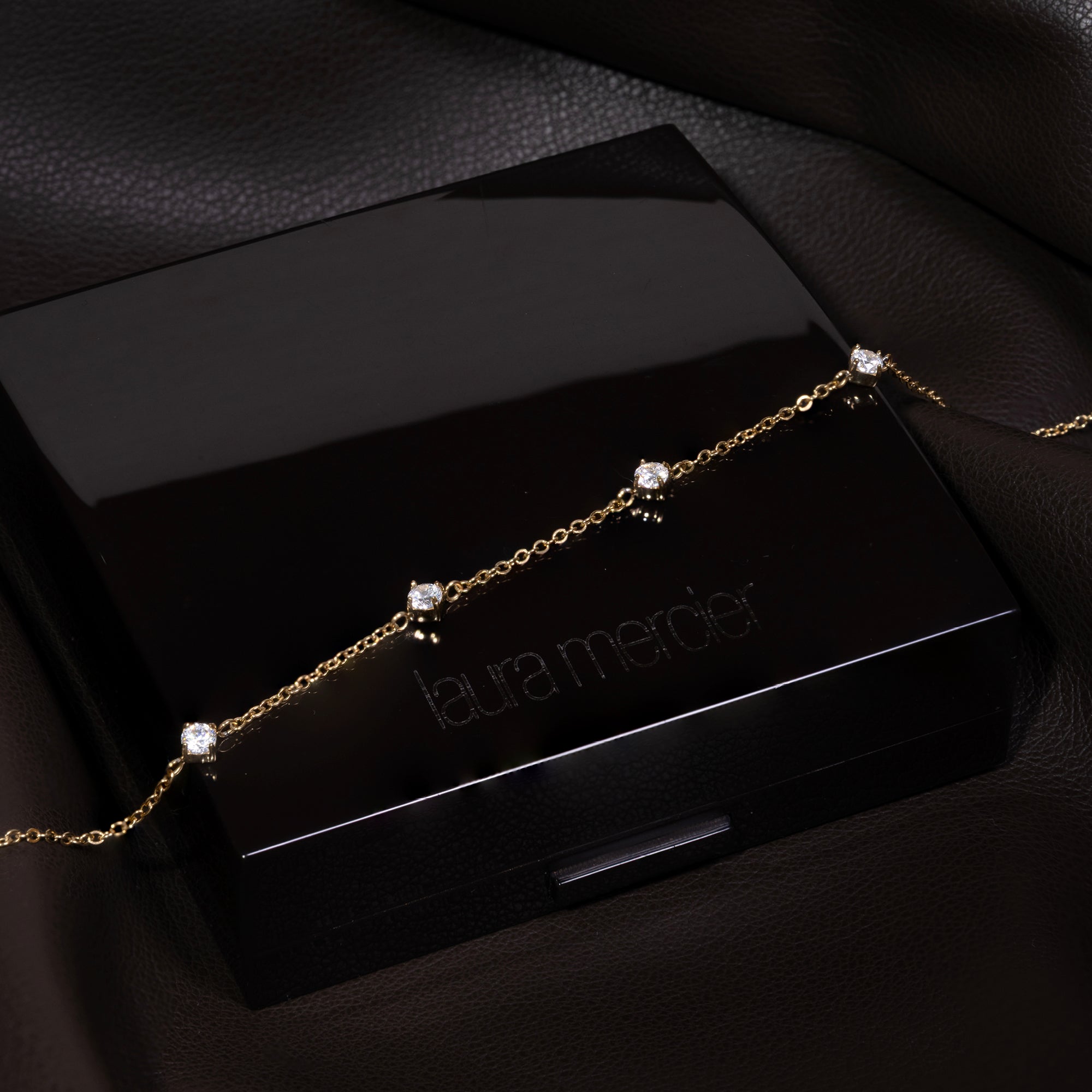 MEZI_jewellery_d3596bd2-342e-450b-aeed-e4d8b18ca8ca-MEZI-JEWELLERY