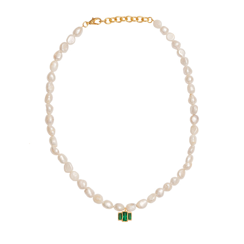Oblong freshwater pearl crystal necklace
