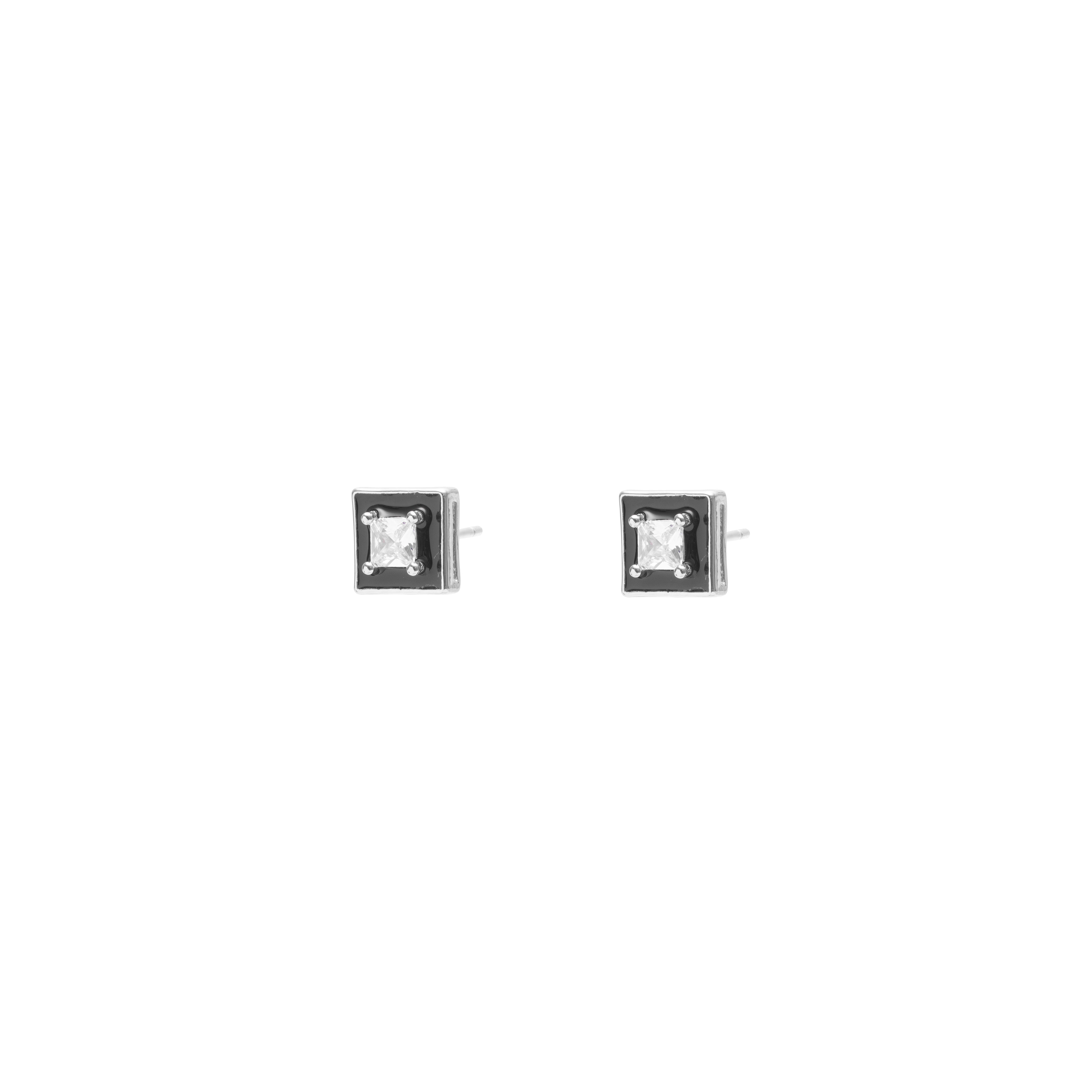 Palu square studs | MEZI