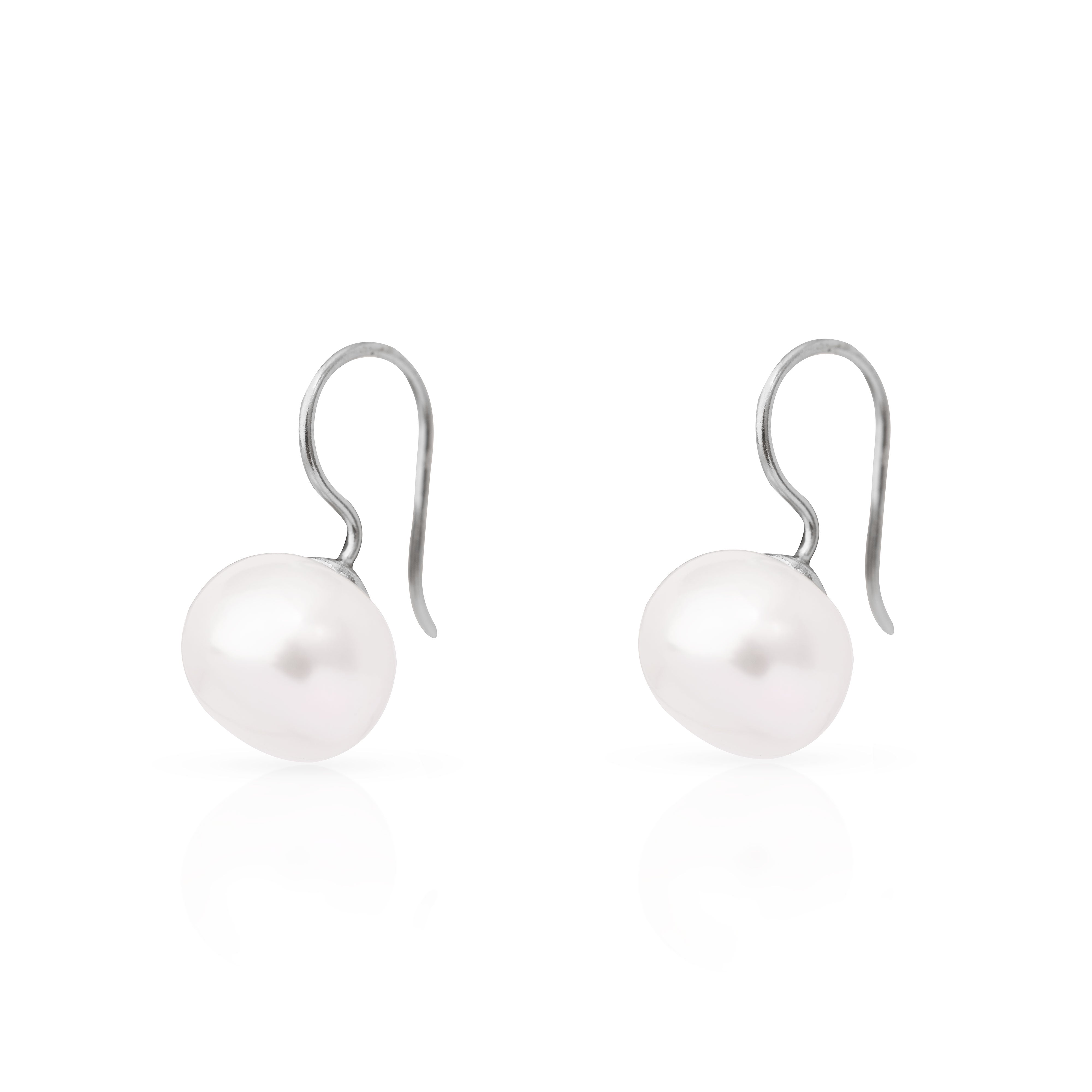 Lydia freshwater pearl hook earring | MEZI