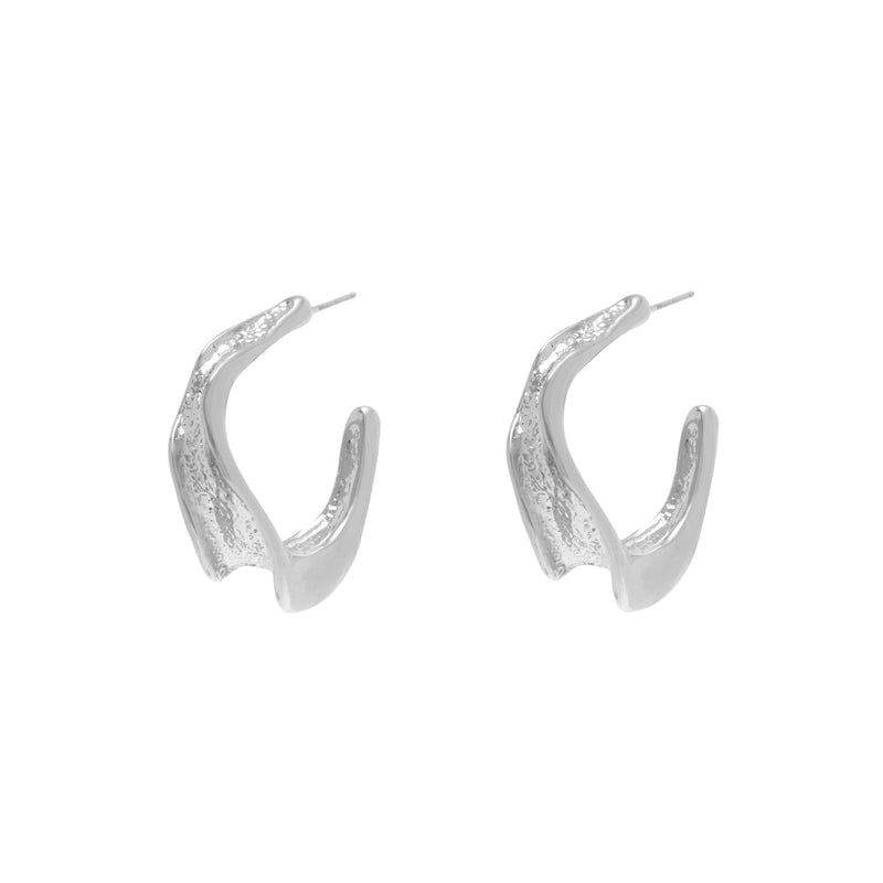 Zeila twist hoop earrings