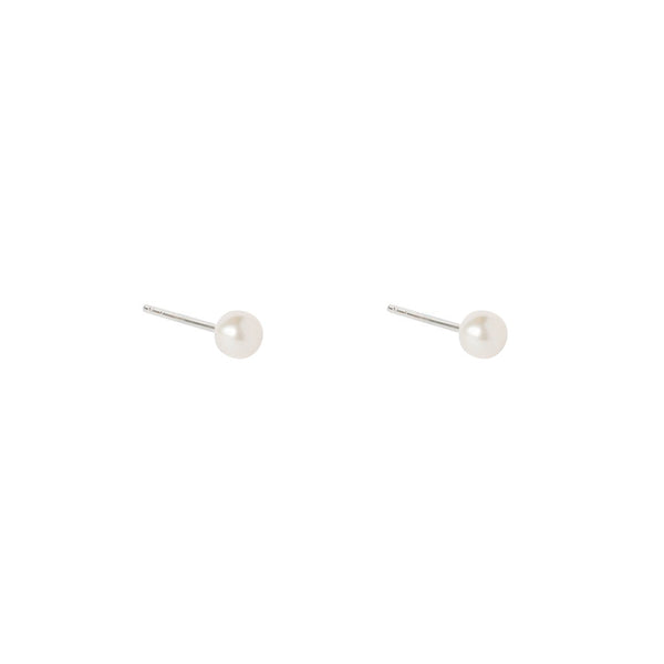 Freshwater pearl sterling silver studs