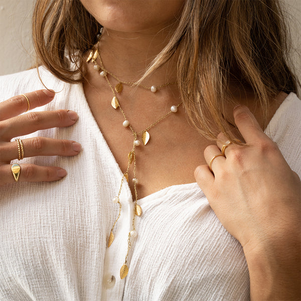 Daun freshwater pearl silk gold filled leaf necklace
