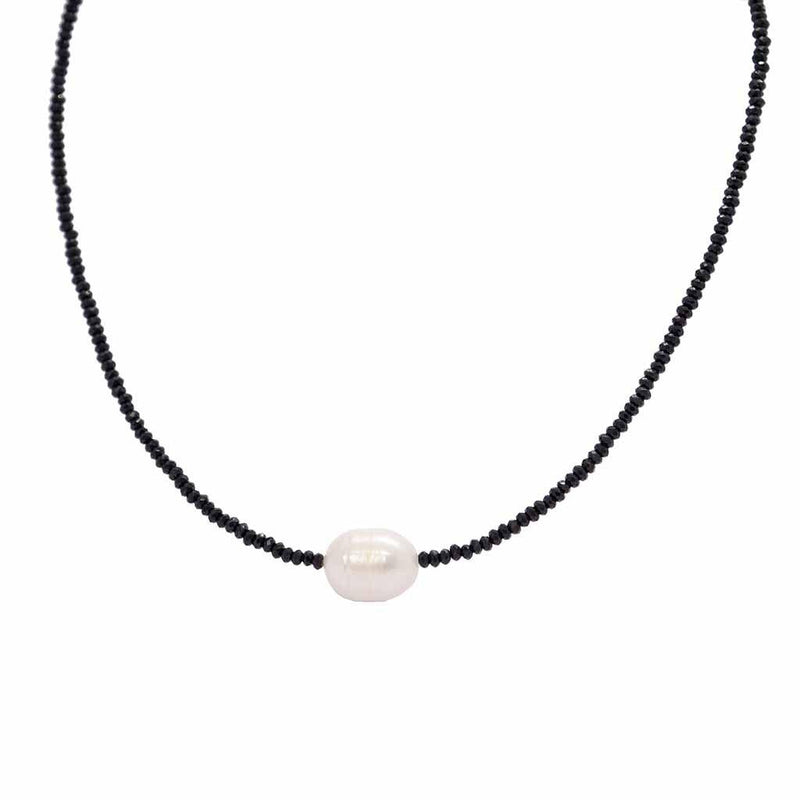 Darby natural pearl black necklace