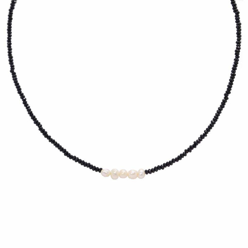 Darby natural pearl black necklace