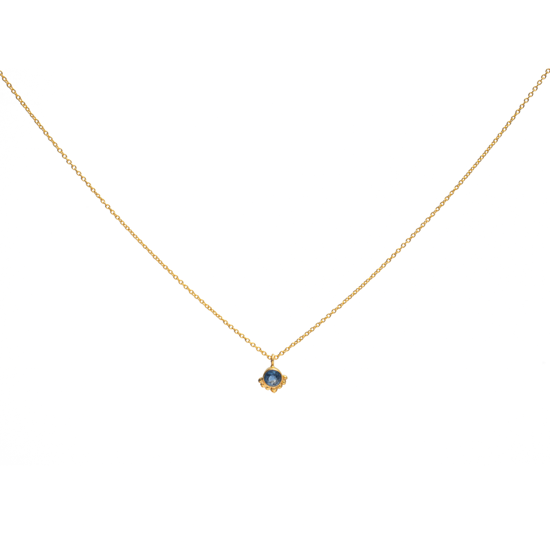 Arnav kyanite semi-precious pendant