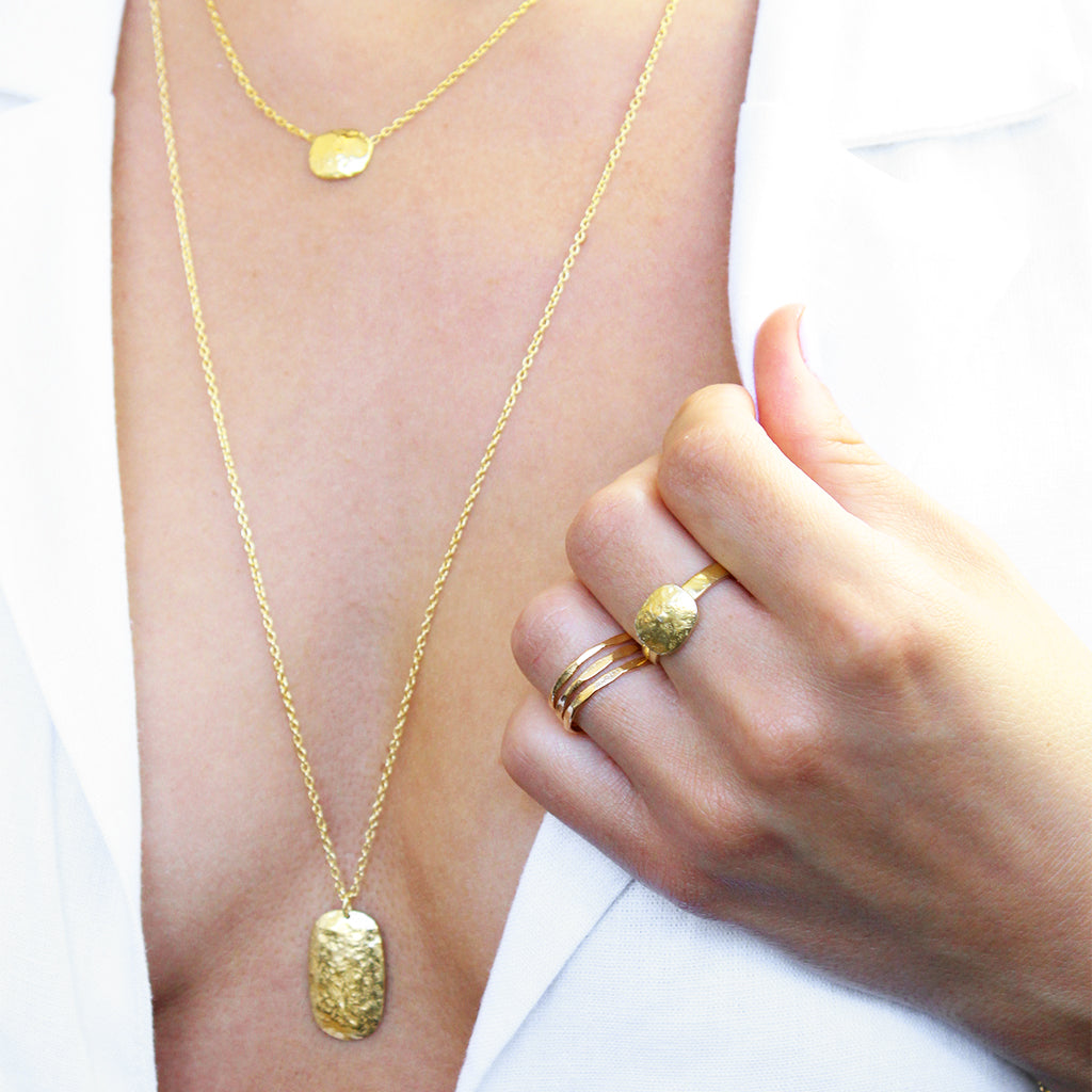 Britta hammered disc 2 micron gold pendant | MEZI