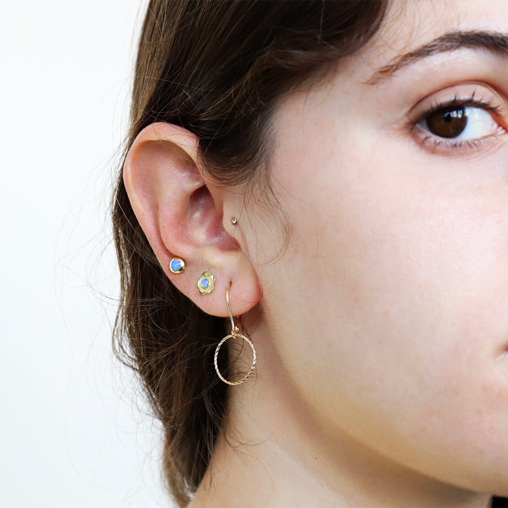 Raizy gold filled round hollow drop earrings | MEZI