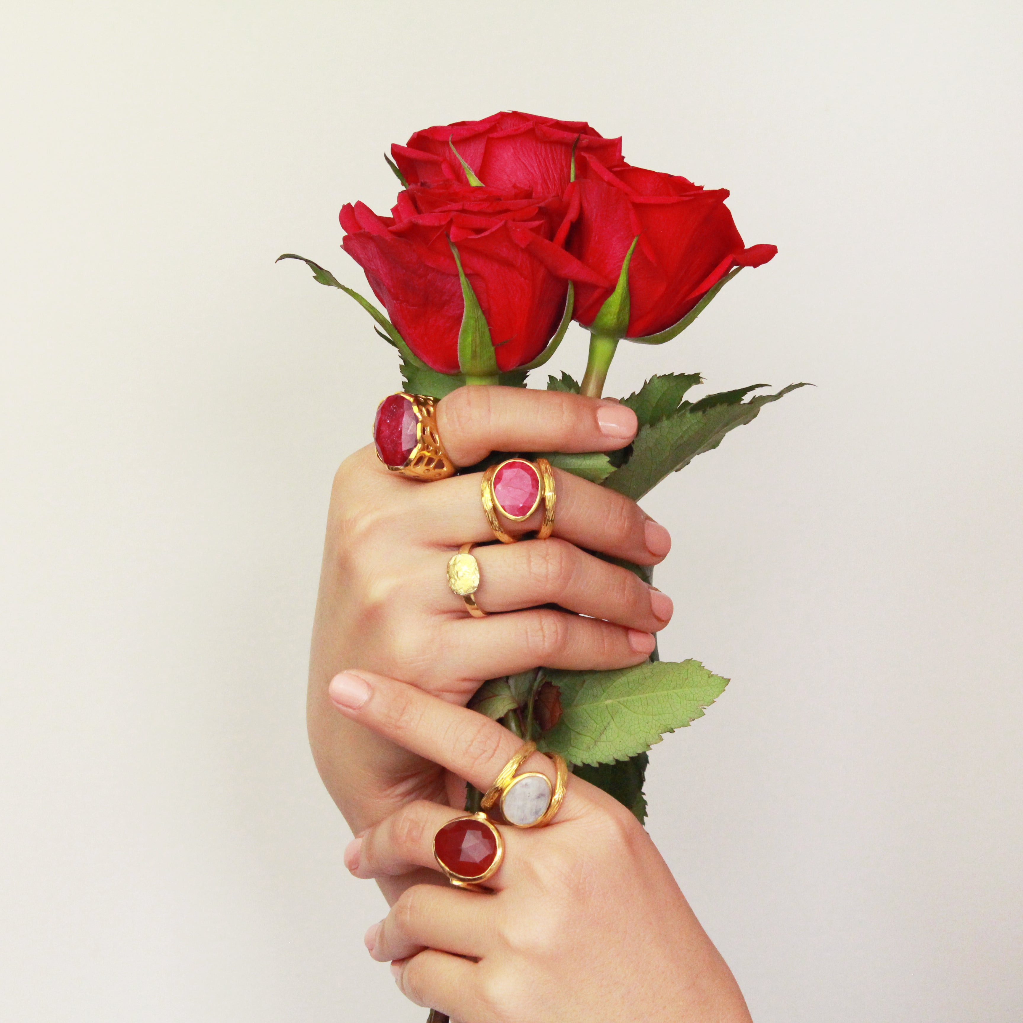 Freyja gold semi-precious ring | MEZI