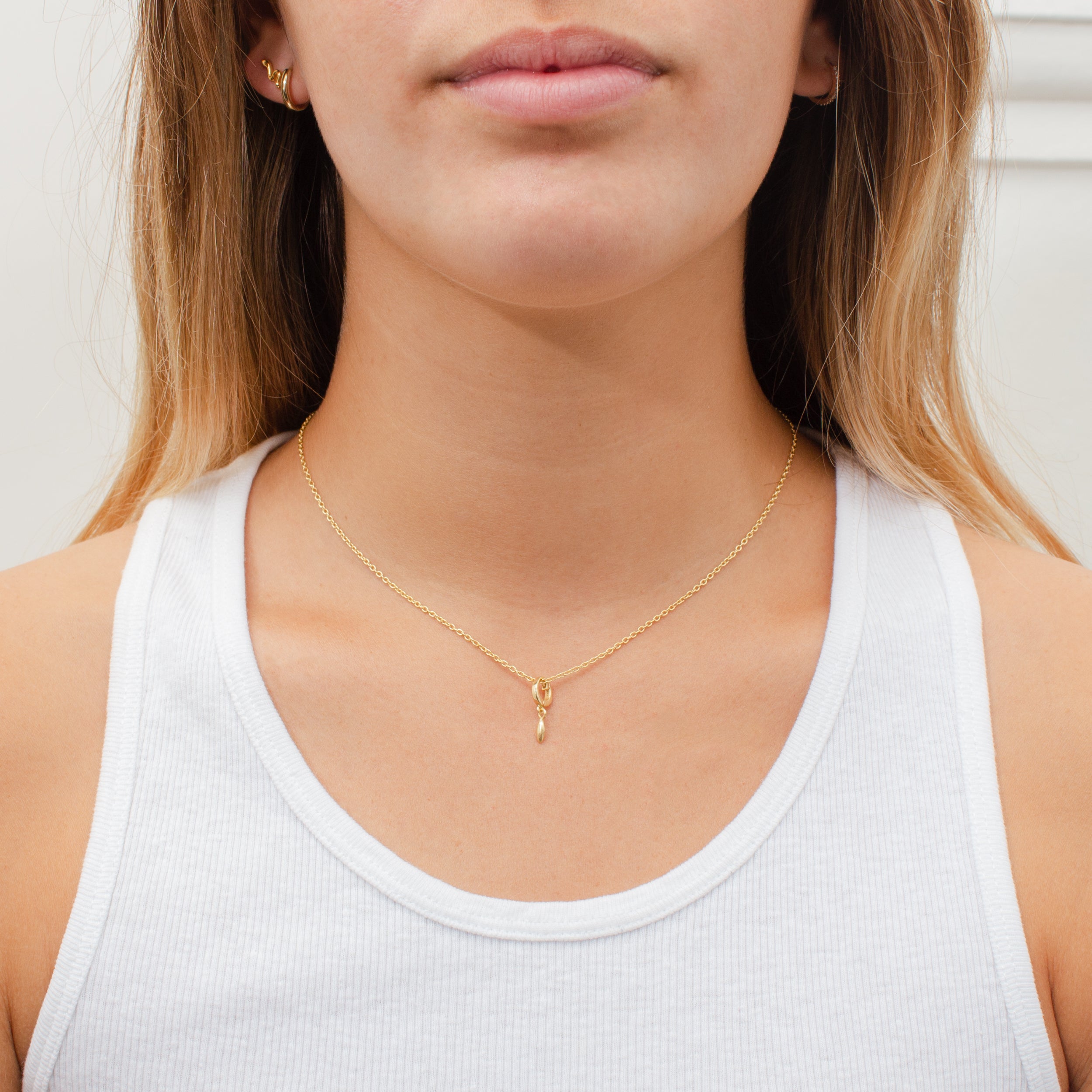 Louna diamond charm gold hinge pendant | MEZI