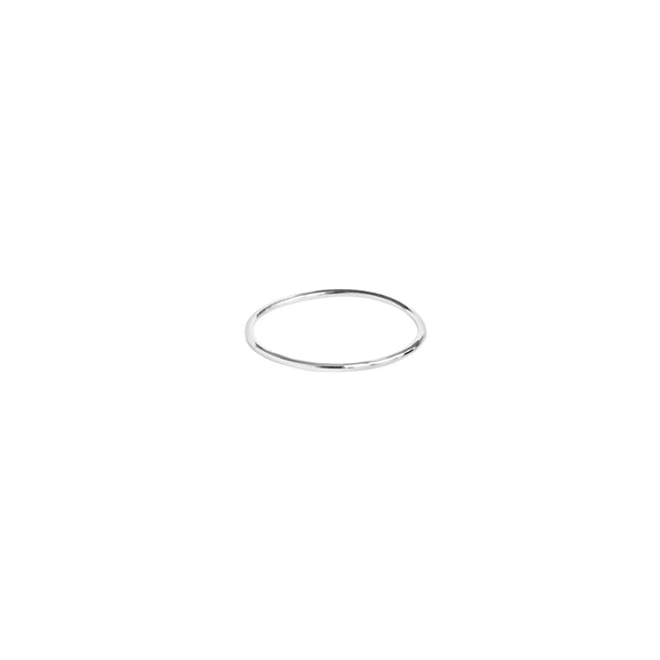 Valor thin silver ring