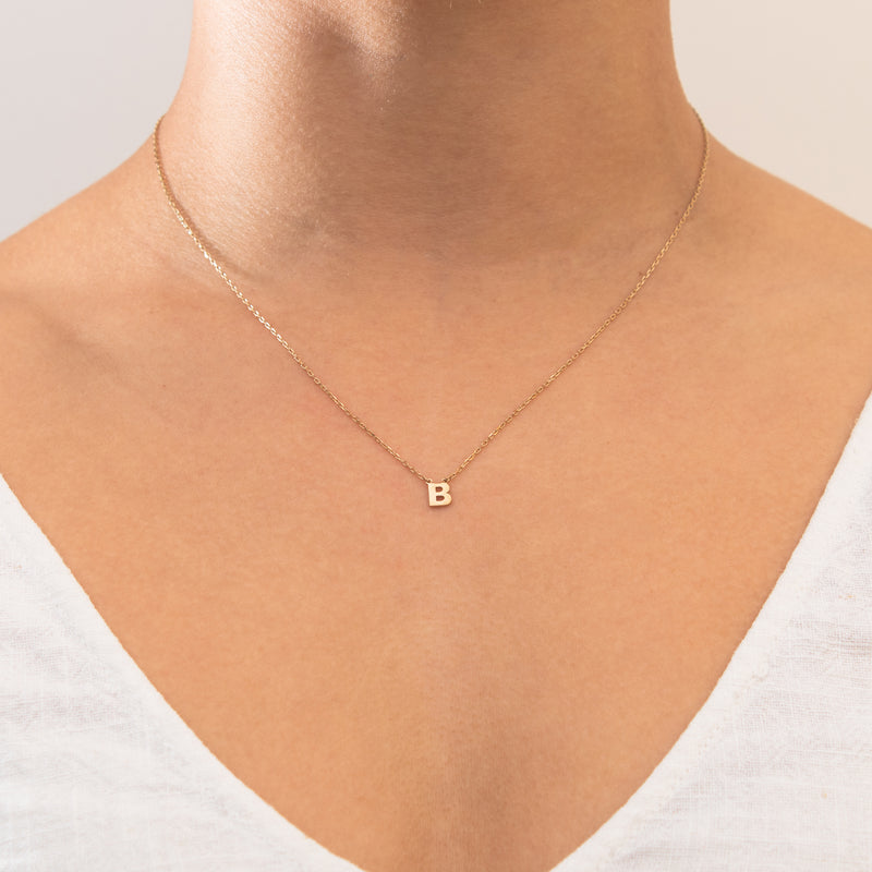 Plain Initial pendant necklace