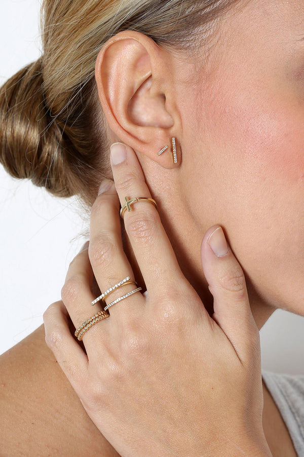 BO SHORT GOLD CRYSTAL BAR STUD EARRING-Earrings-MEZI