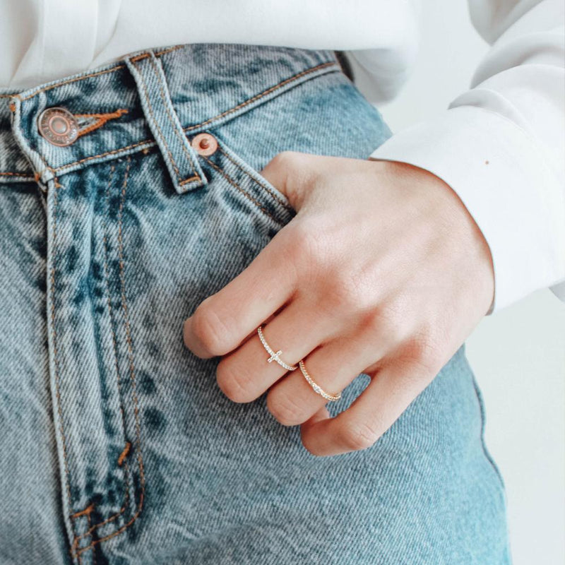 Cross crystal gold ring