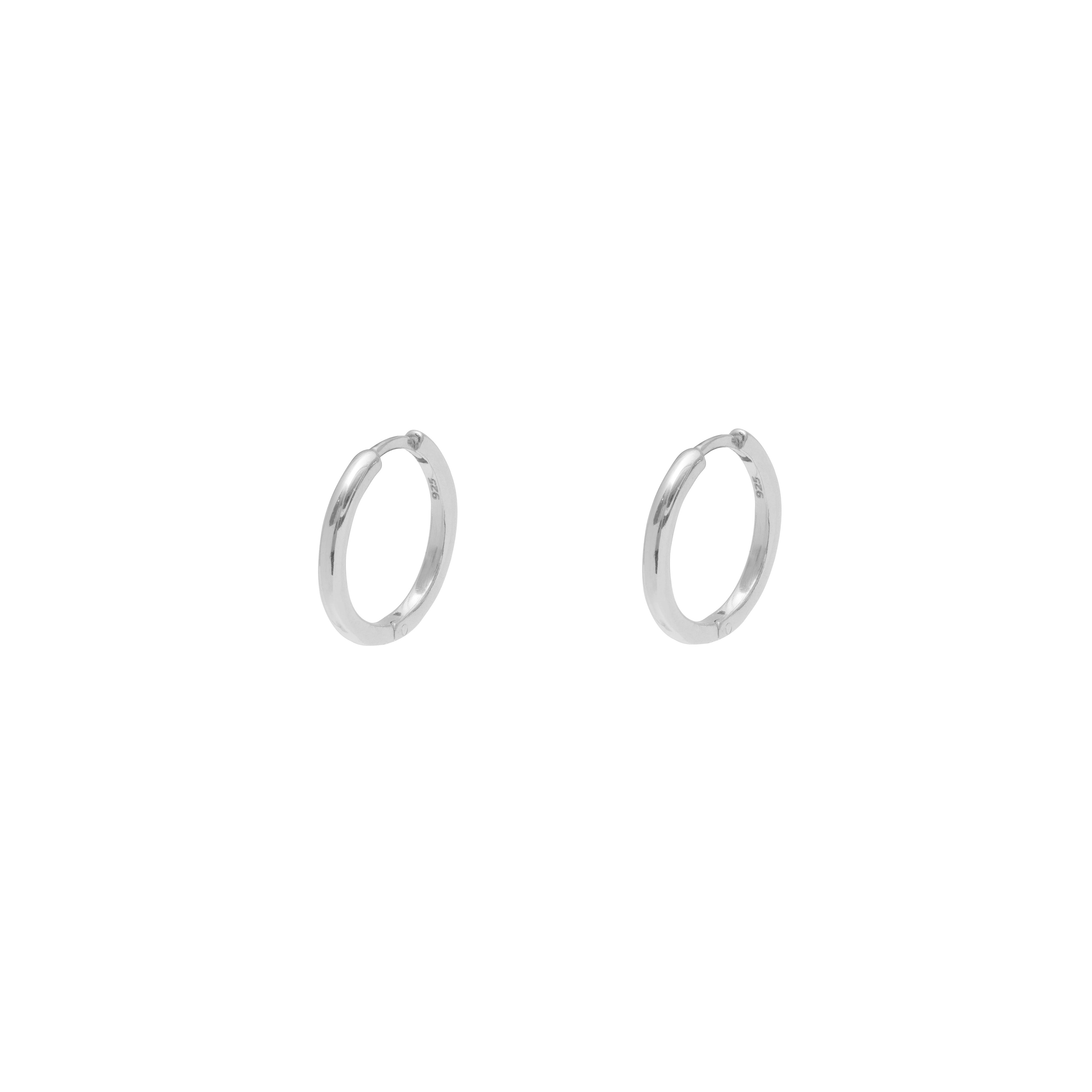 Tesni plain hoop earrings | MEZI