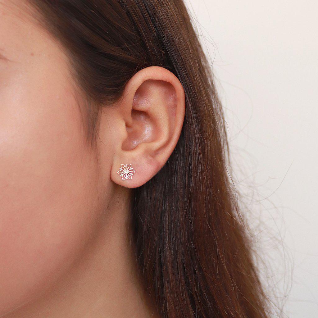 Flower filigree 2 micron gold studs | MEZI