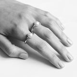Nawa silver freshwater pearl ring