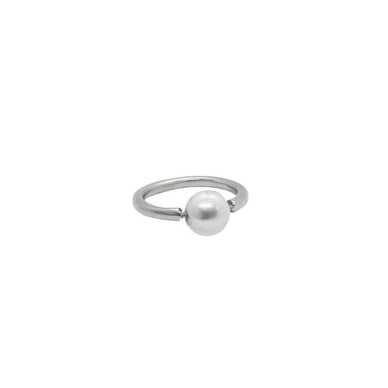 Nawa silver freshwater pearl ring