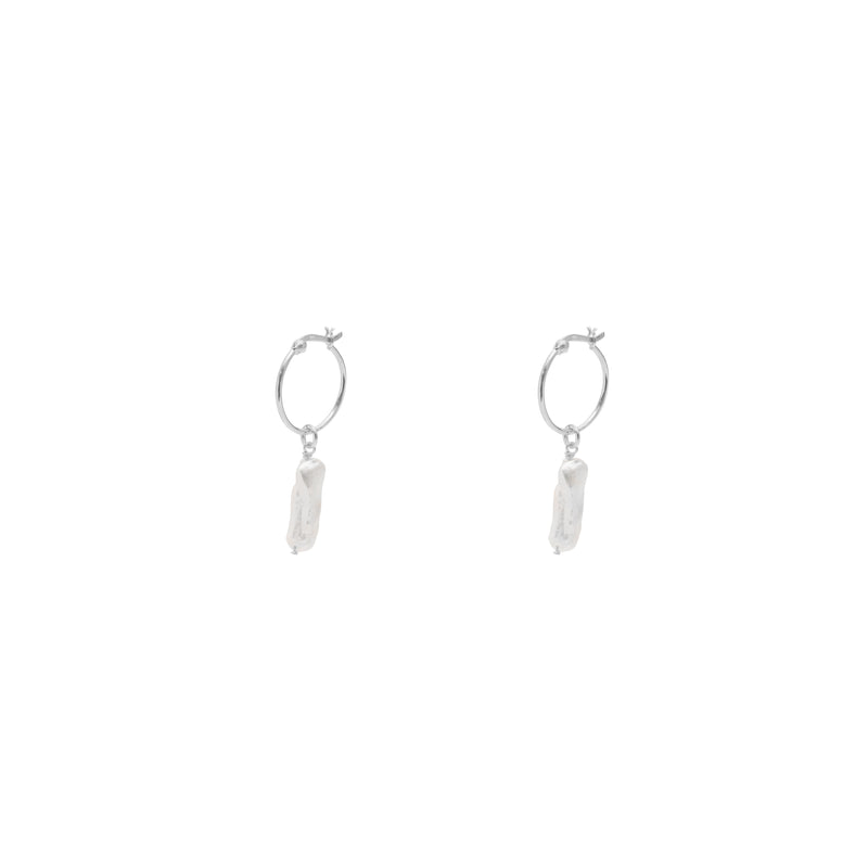 Pacey pearl earrings